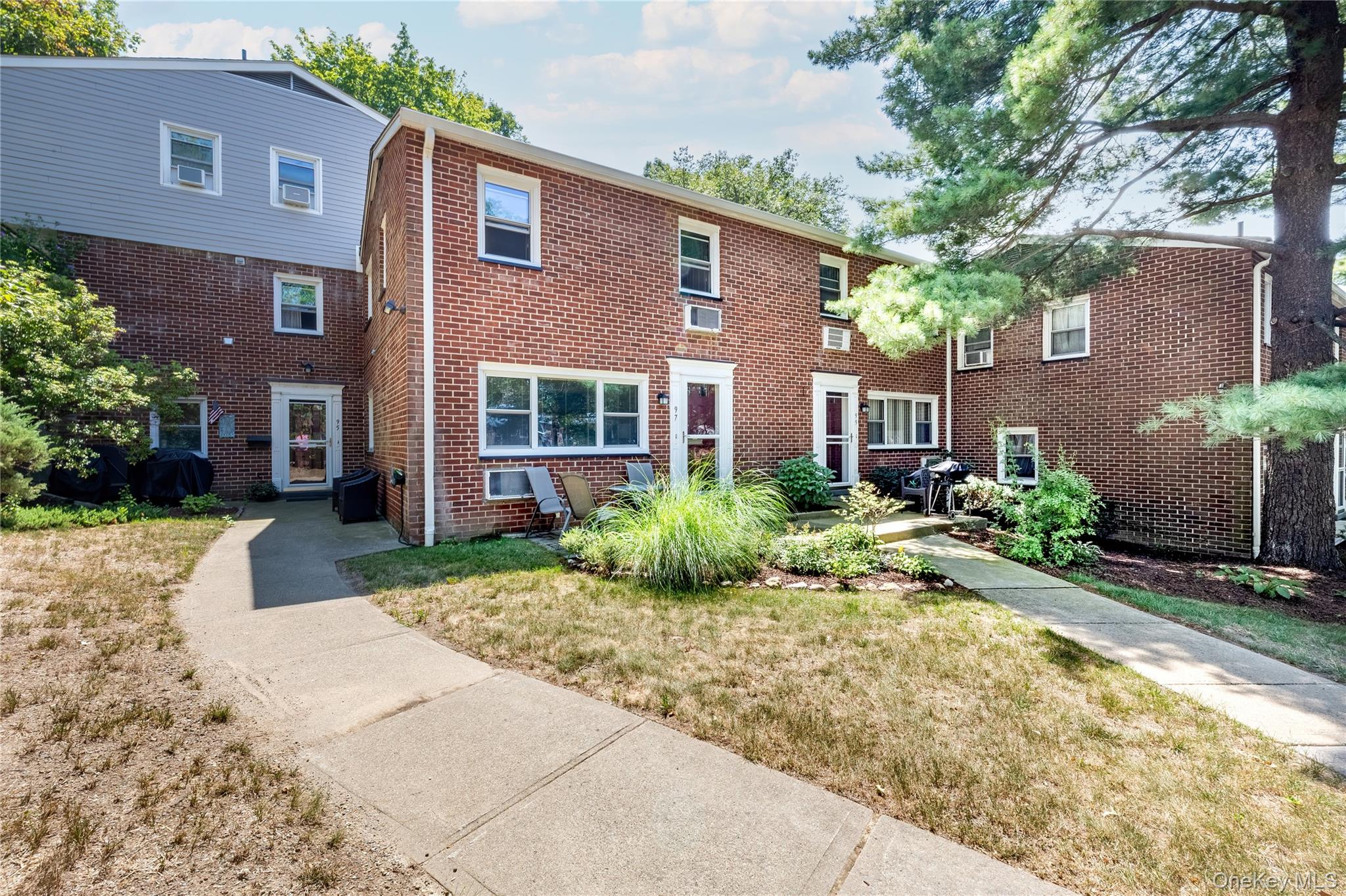 97 Charter Circle # 97, Ossining, NY 10562