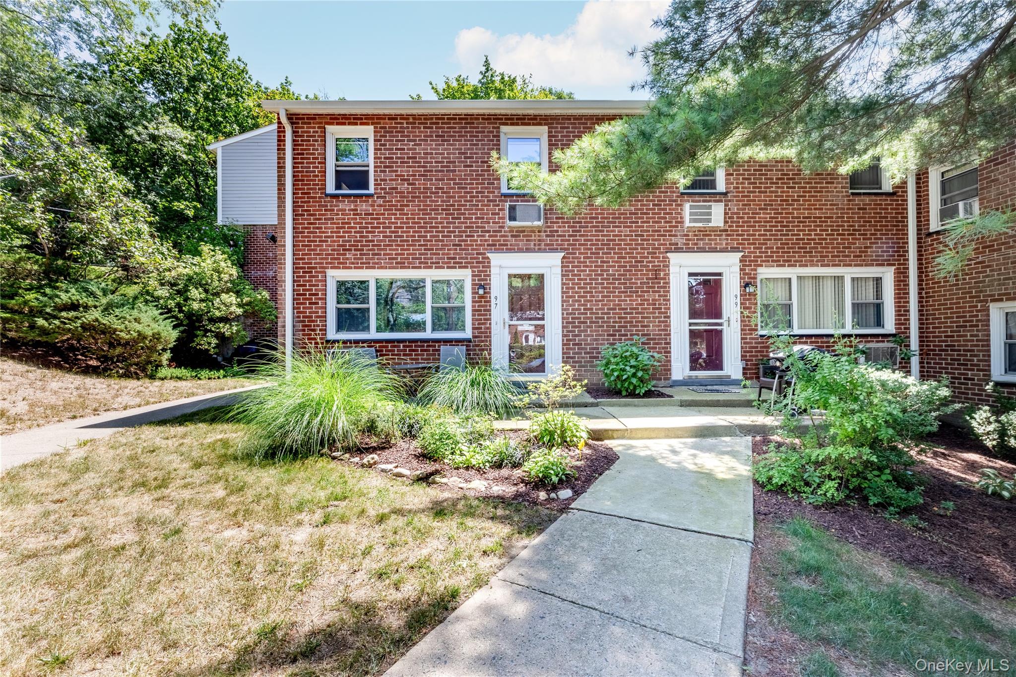 97 Charter Circle # 97, Ossining, NY 10562