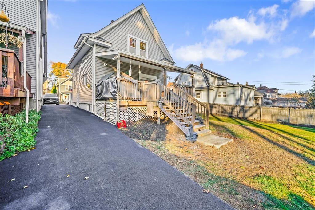 23 Oak Street, Newburgh, NY 12550