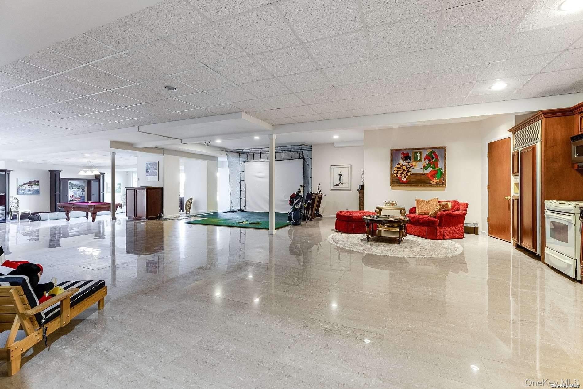 3 Seacrest Drive, Lloyd Harbor, NY 11743