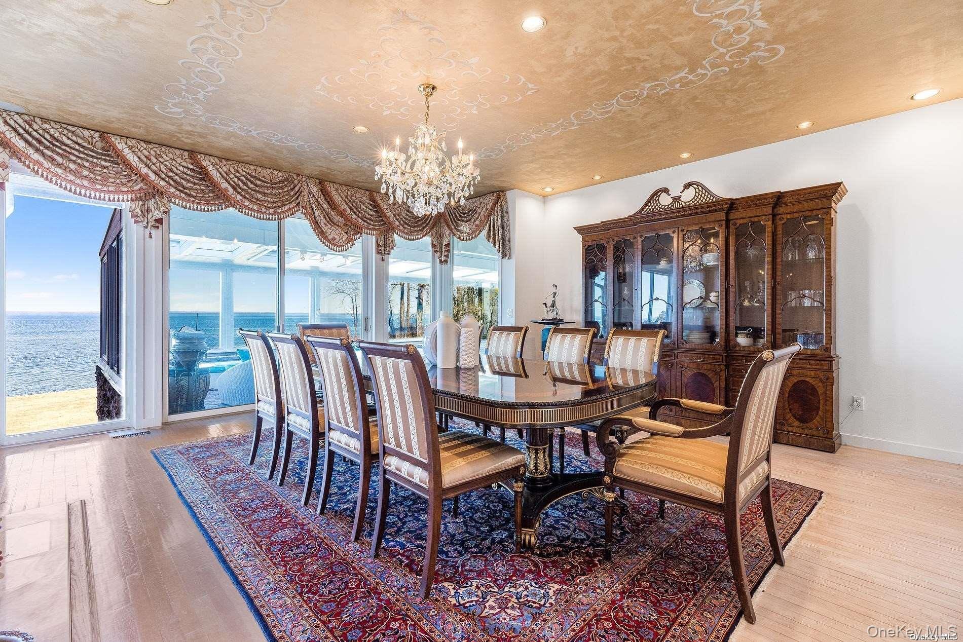 3 Seacrest Drive, Lloyd Harbor, NY 11743