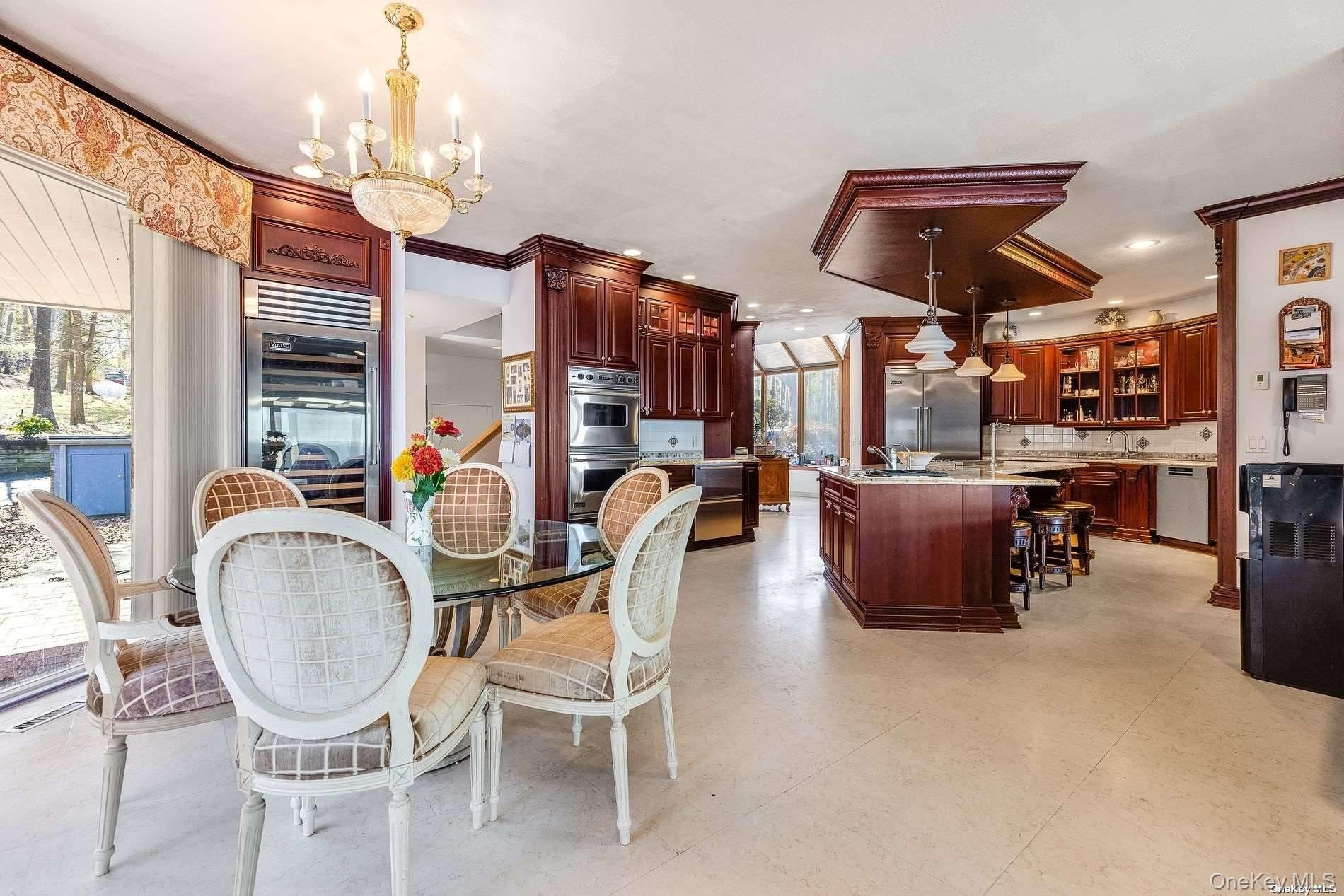 3 Seacrest Drive, Lloyd Harbor, NY 11743