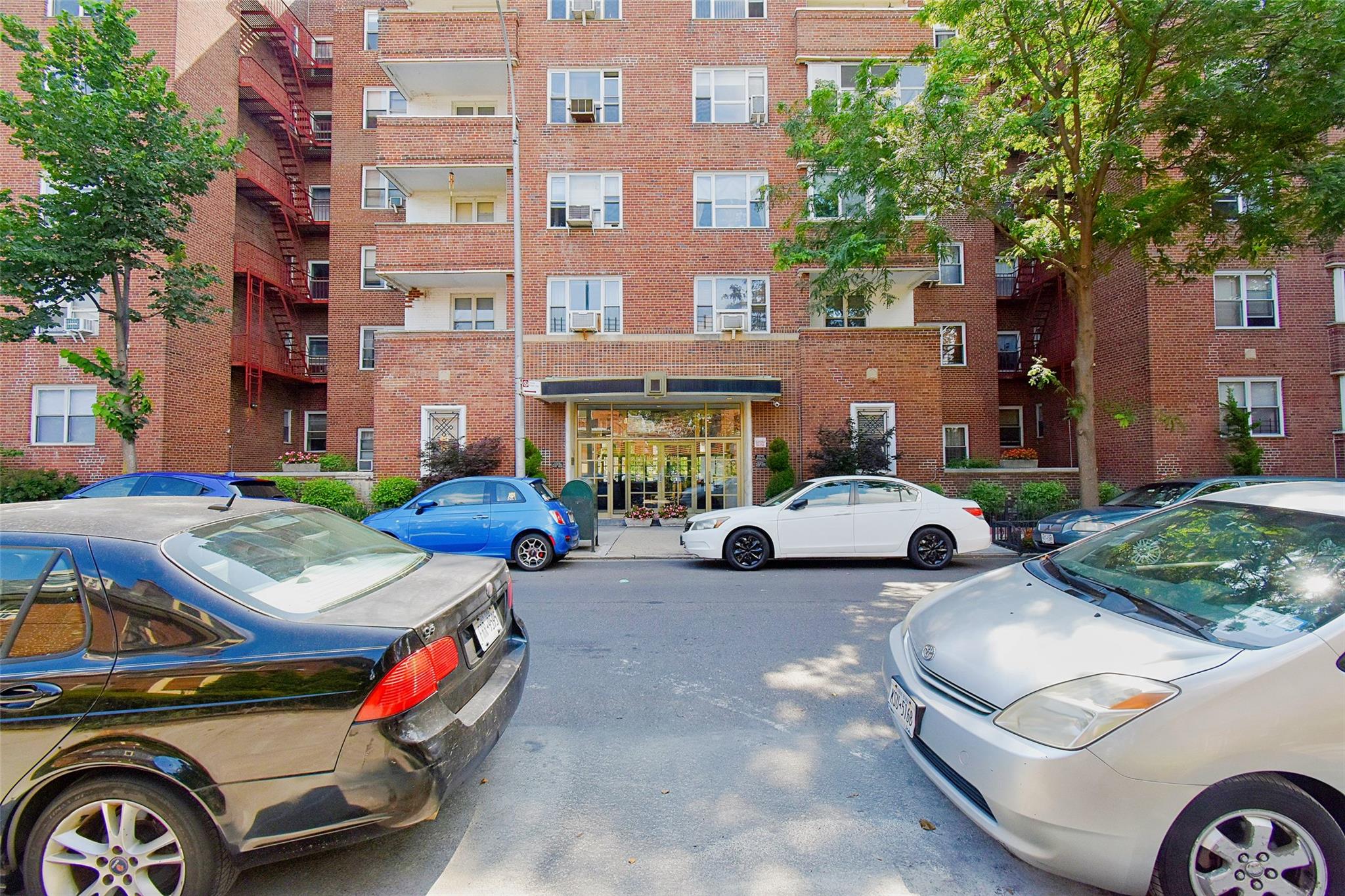 3441 85th # 3A, Jackson Heights, NY 11372