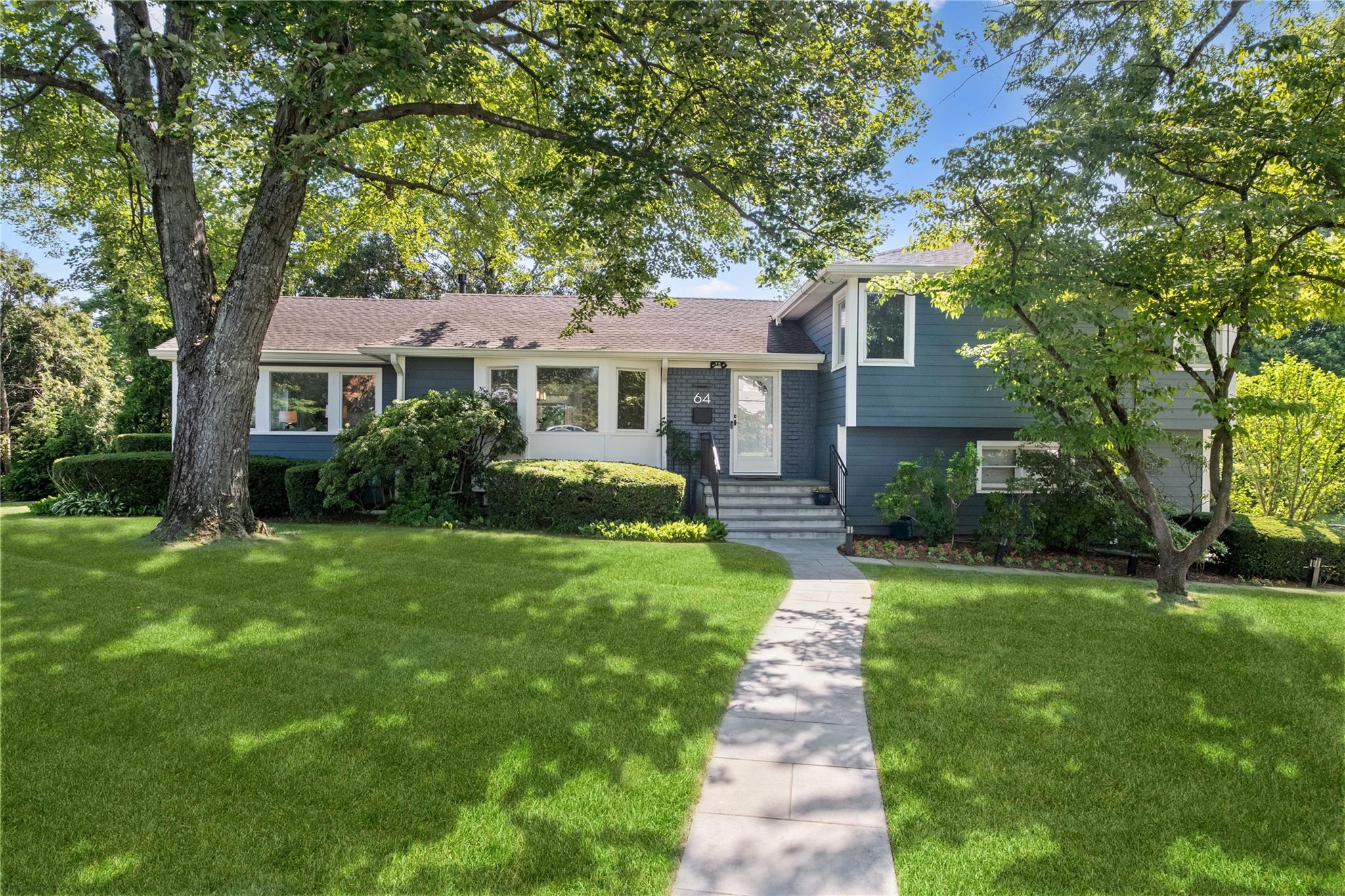 64 Richbell Road, White Plains, NY 10605