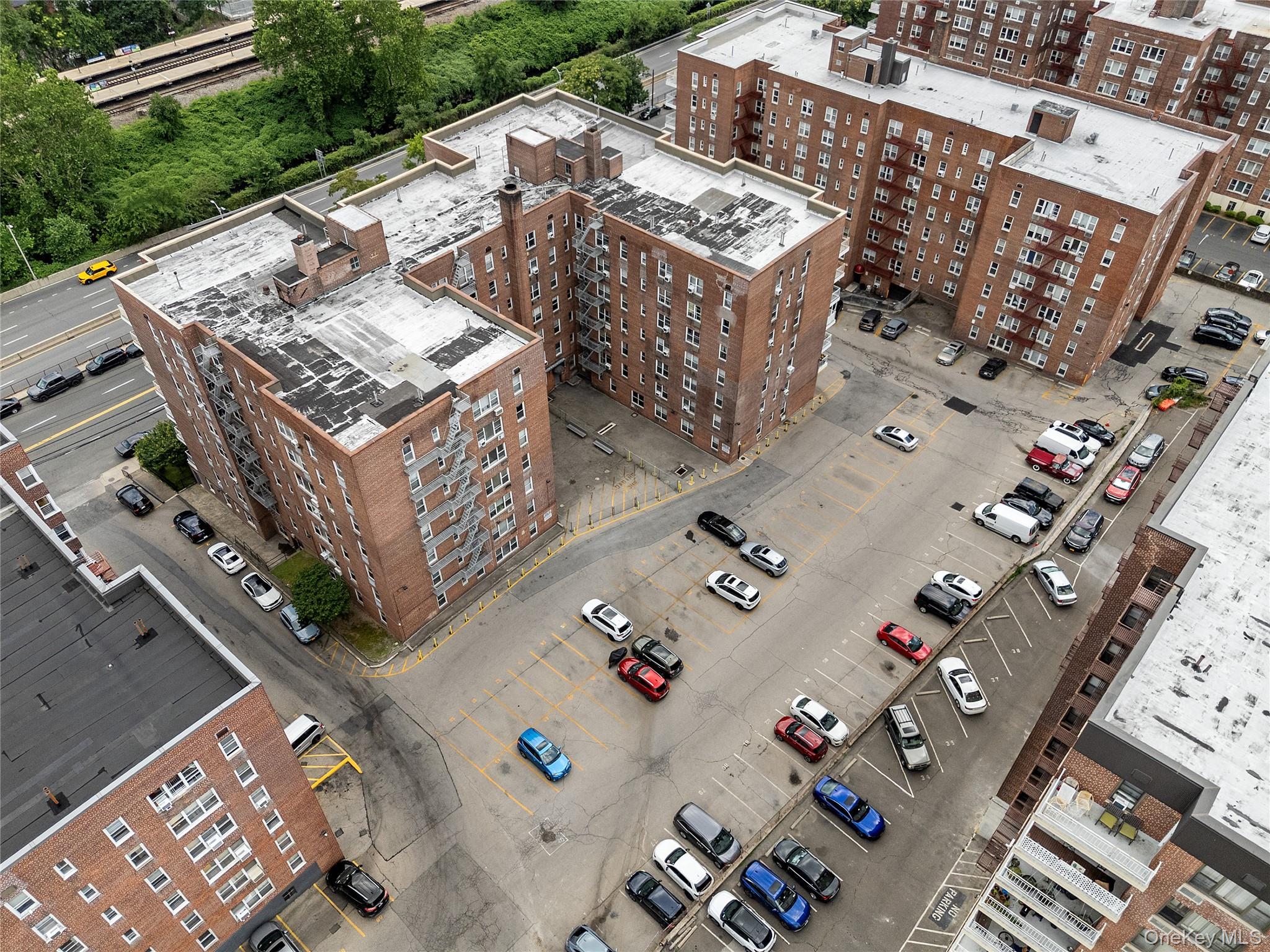 355 Bronx River Road # 1i, Yonkers, NY 10704