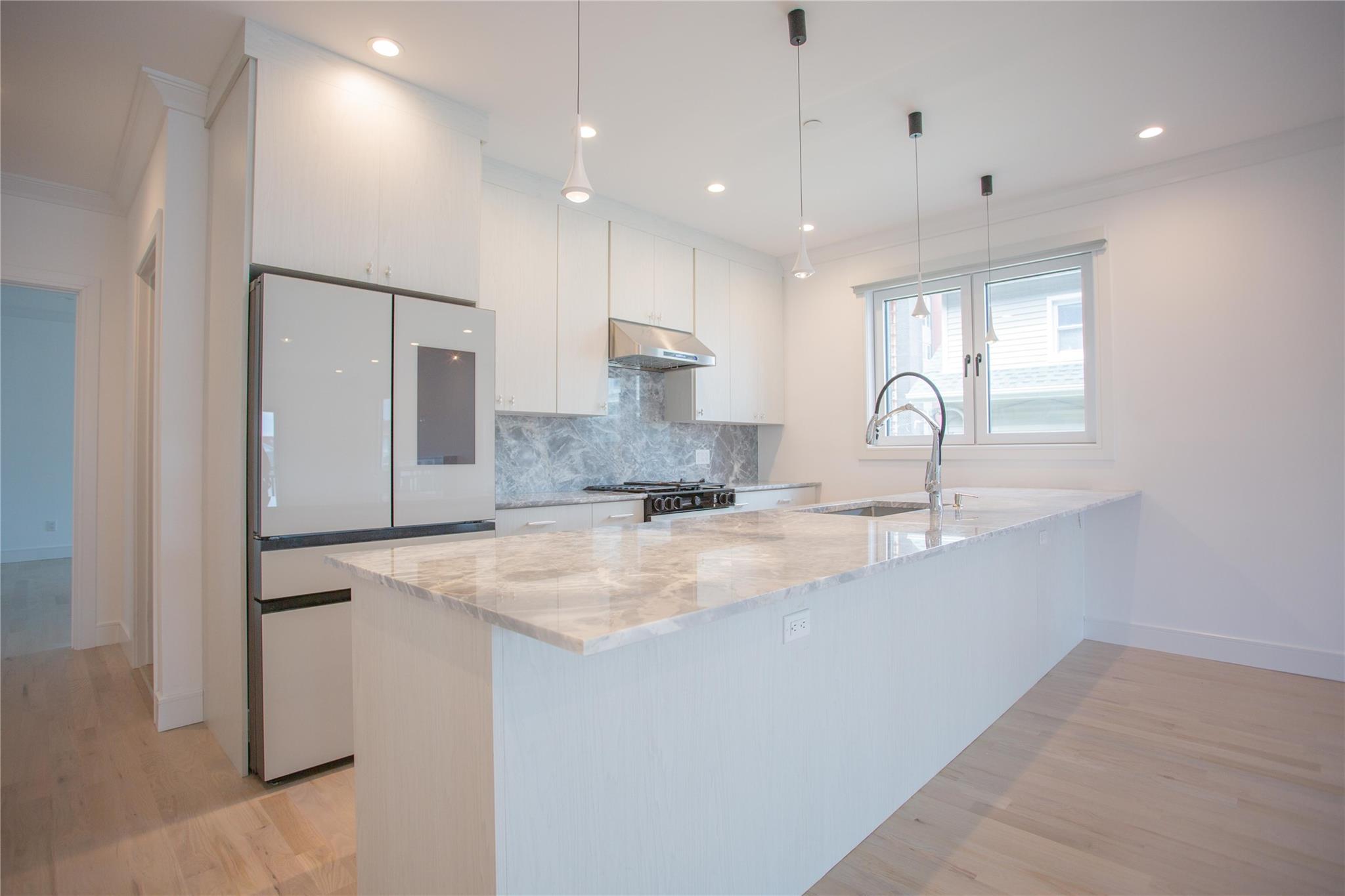 622 W Penn Street # B, Long Beach, NY 11561