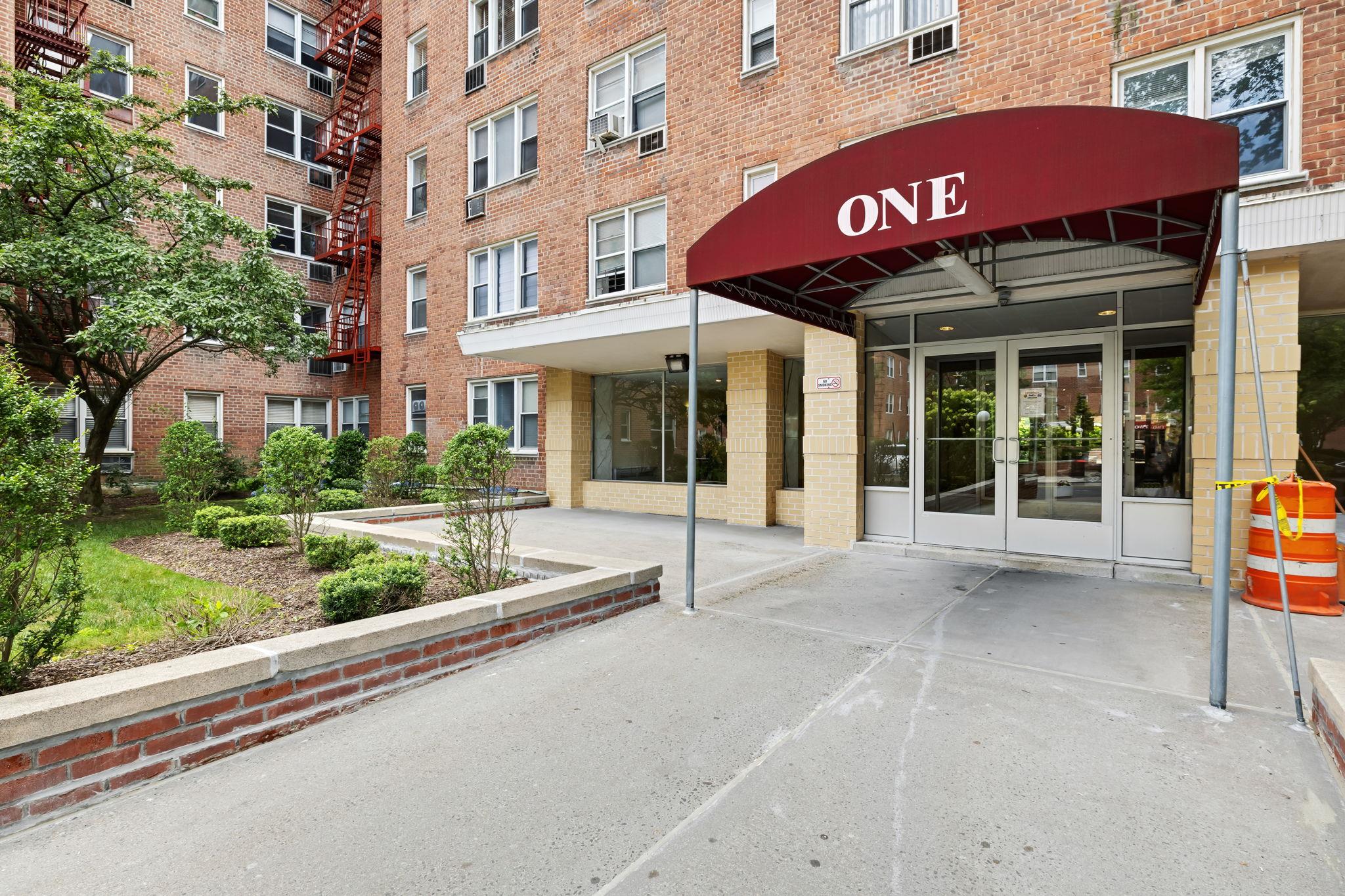 1 Sadore Lane # 2-O, Yonkers, NY 10710
