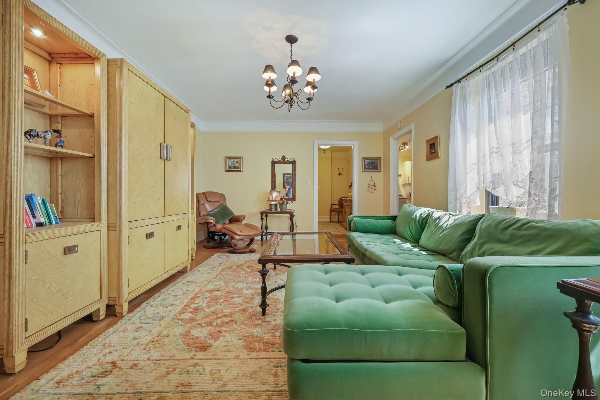 105 Garth Road # 4J, Scarsdale, NY 10583