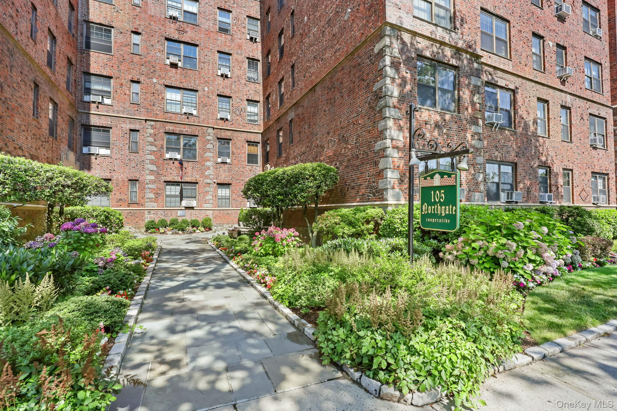 105 Garth Road # 4J, Scarsdale, NY 10583