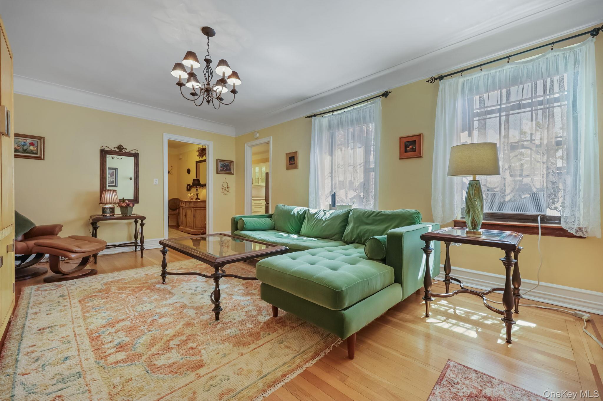 105 Garth Road # 4J, Scarsdale, NY 10583