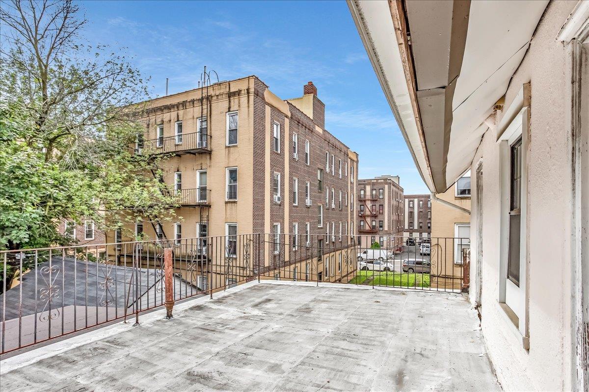 35-63 168th Street, Flushing, NY 11358