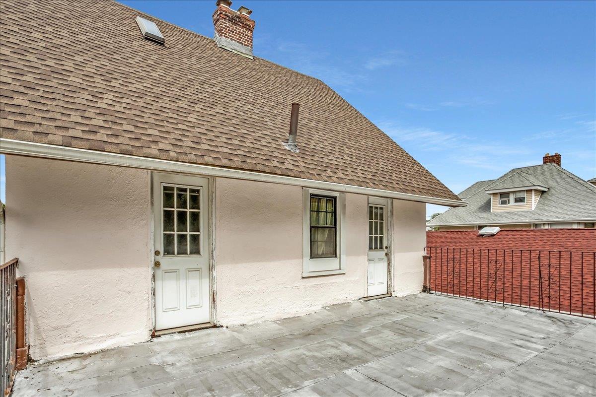 35-63 168th Street, Flushing, NY 11358