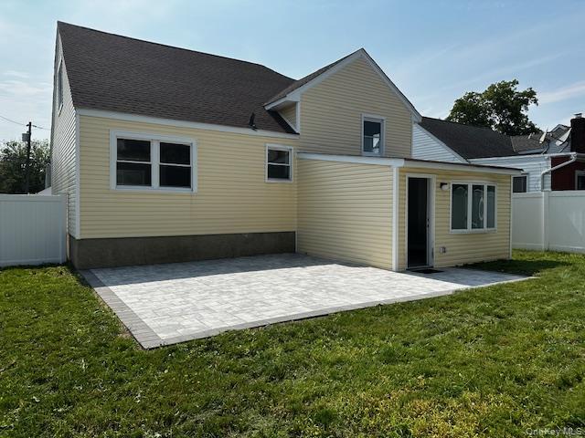 558 Oxford Road, Cedarhurst, NY 11516