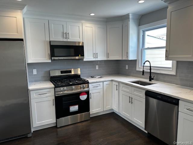 558 Oxford Road, Cedarhurst, NY 11516