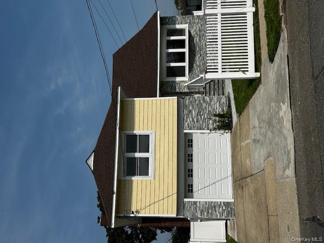 558 Oxford Road, Cedarhurst, NY 11516