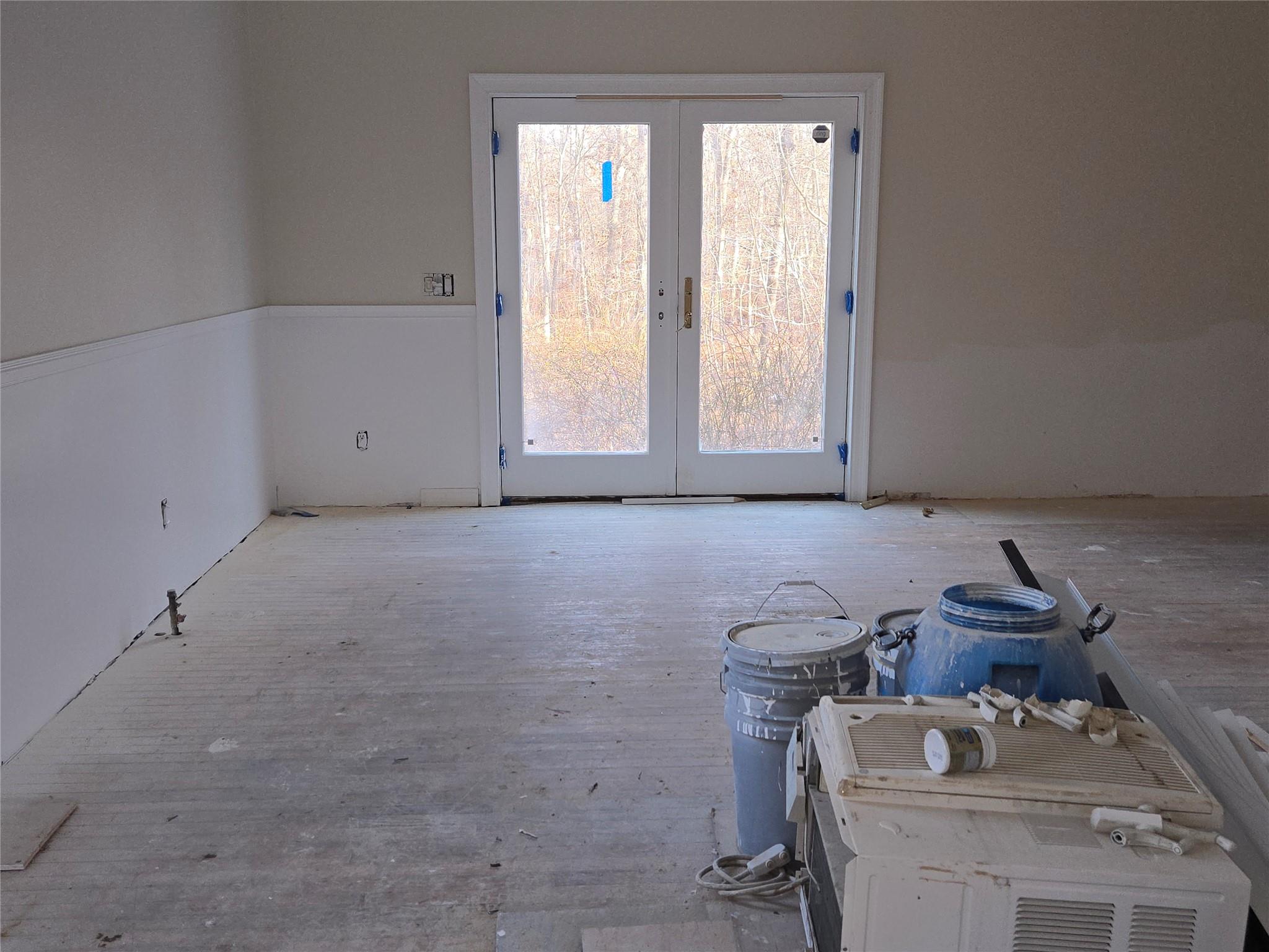 85 Smith Road, Ridge, NY 11961