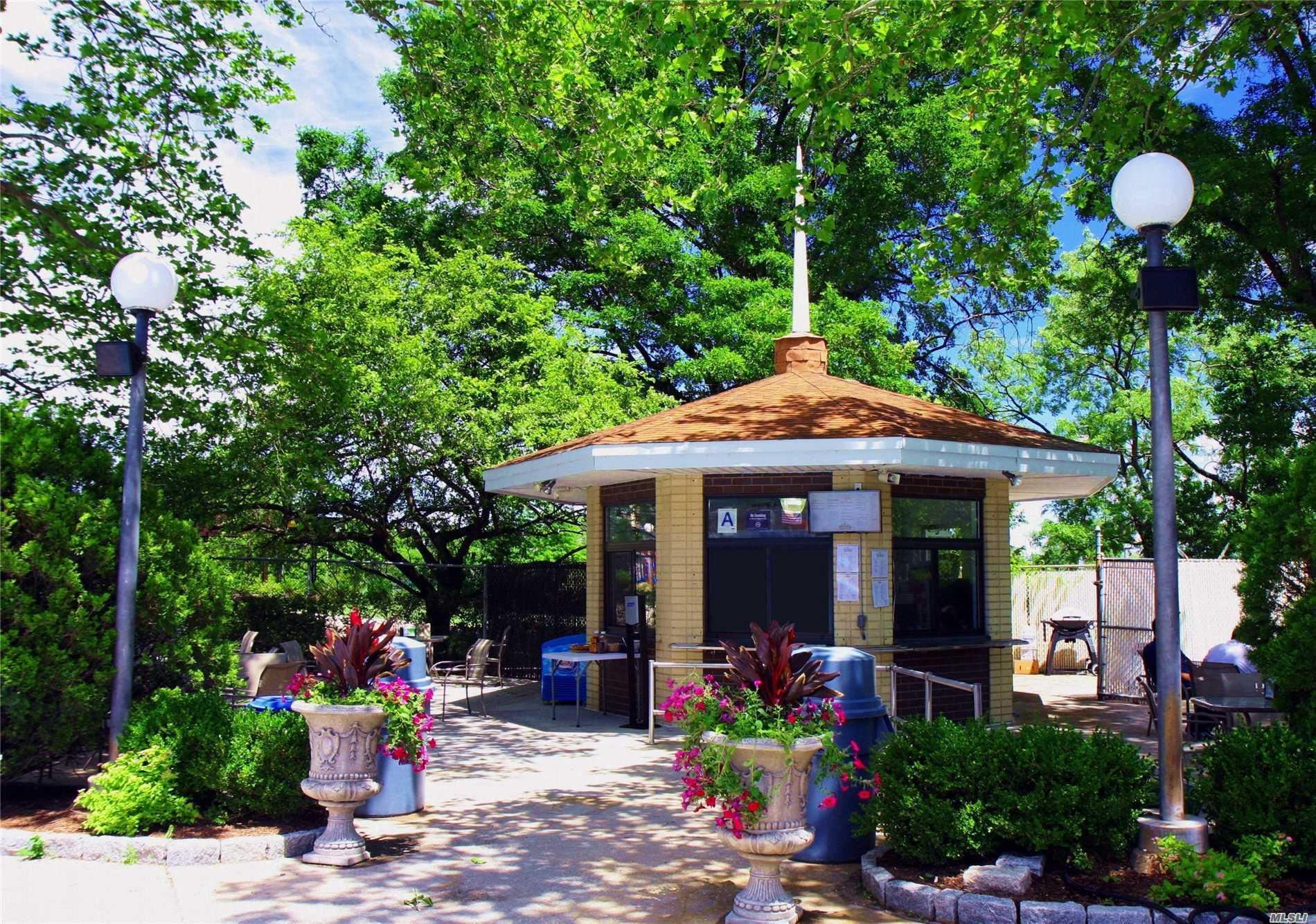 17-85 215 Street # 16J, Bayside, NY 11360