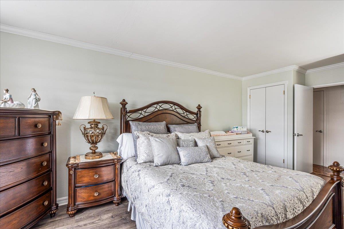 17-85 215 Street # 16J, Bayside, NY 11360