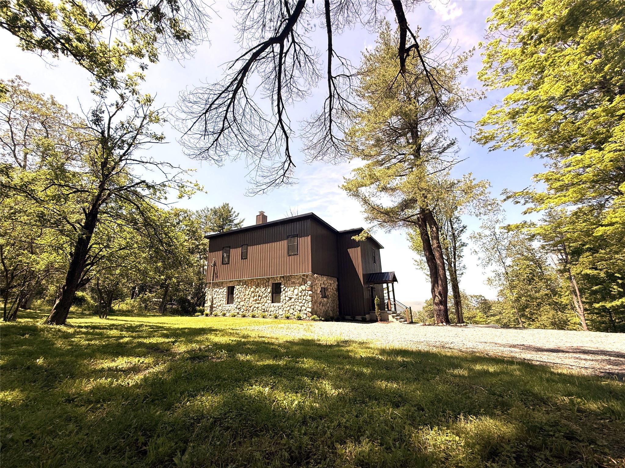 115 Schuyler Avenue, Cragsmoor, NY 12420