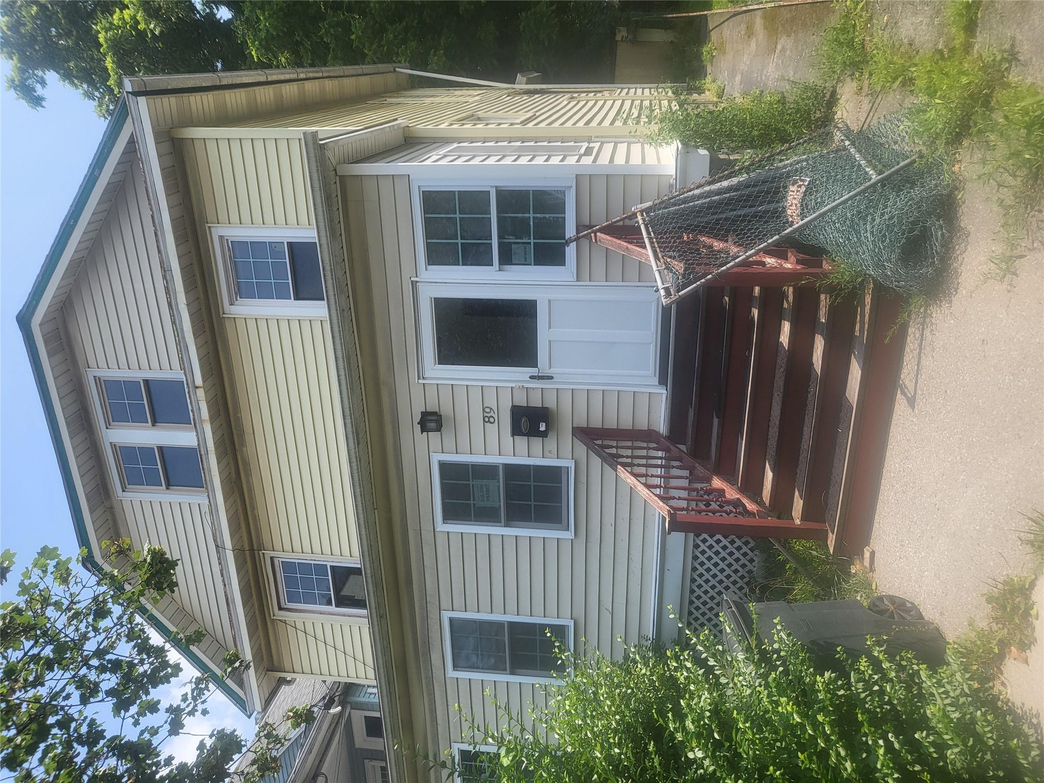 89 Smith Street, Poughkeepsie, NY 12601