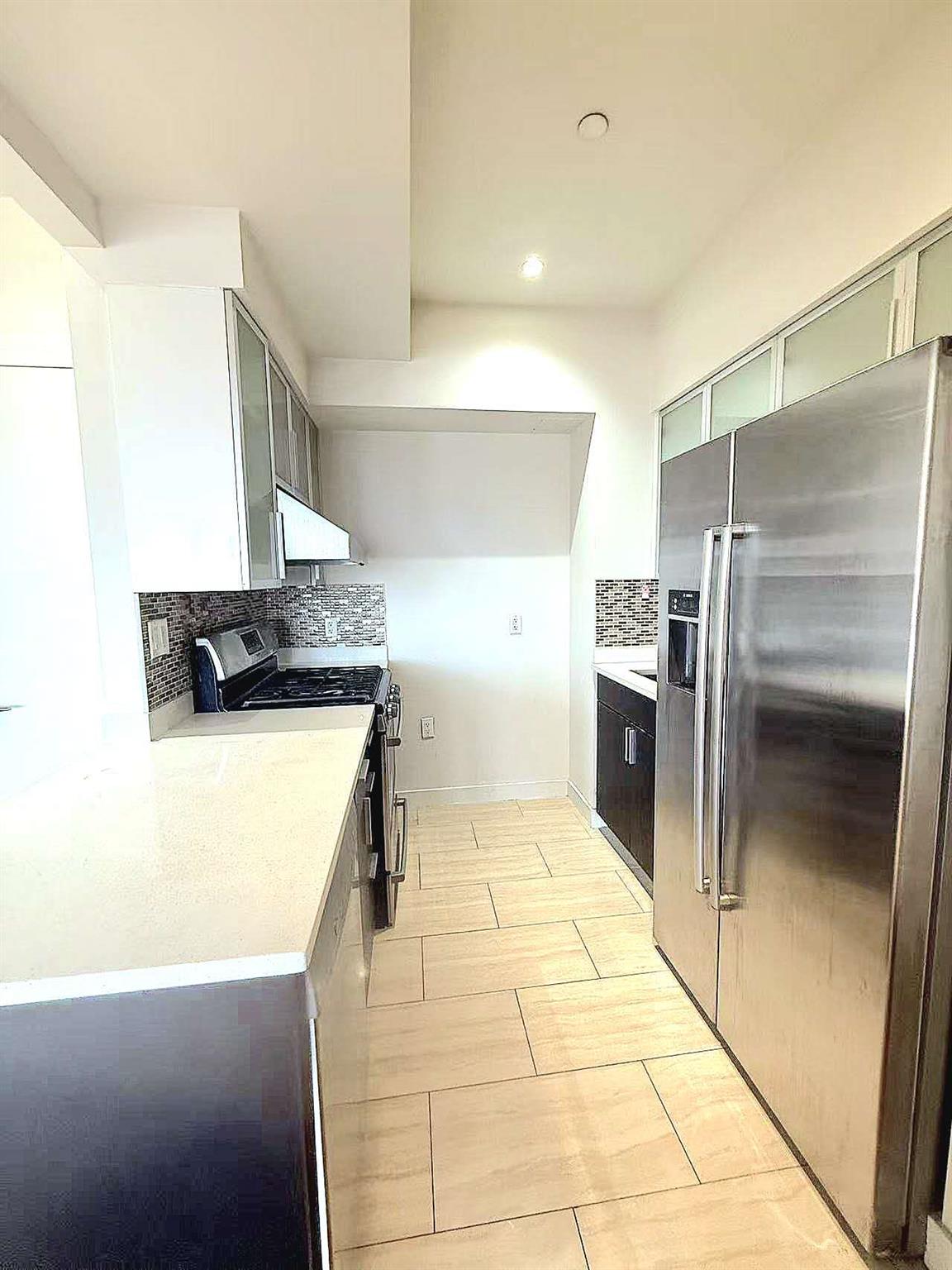 42-35 Main Street # 8H, Flushing, NY 11355