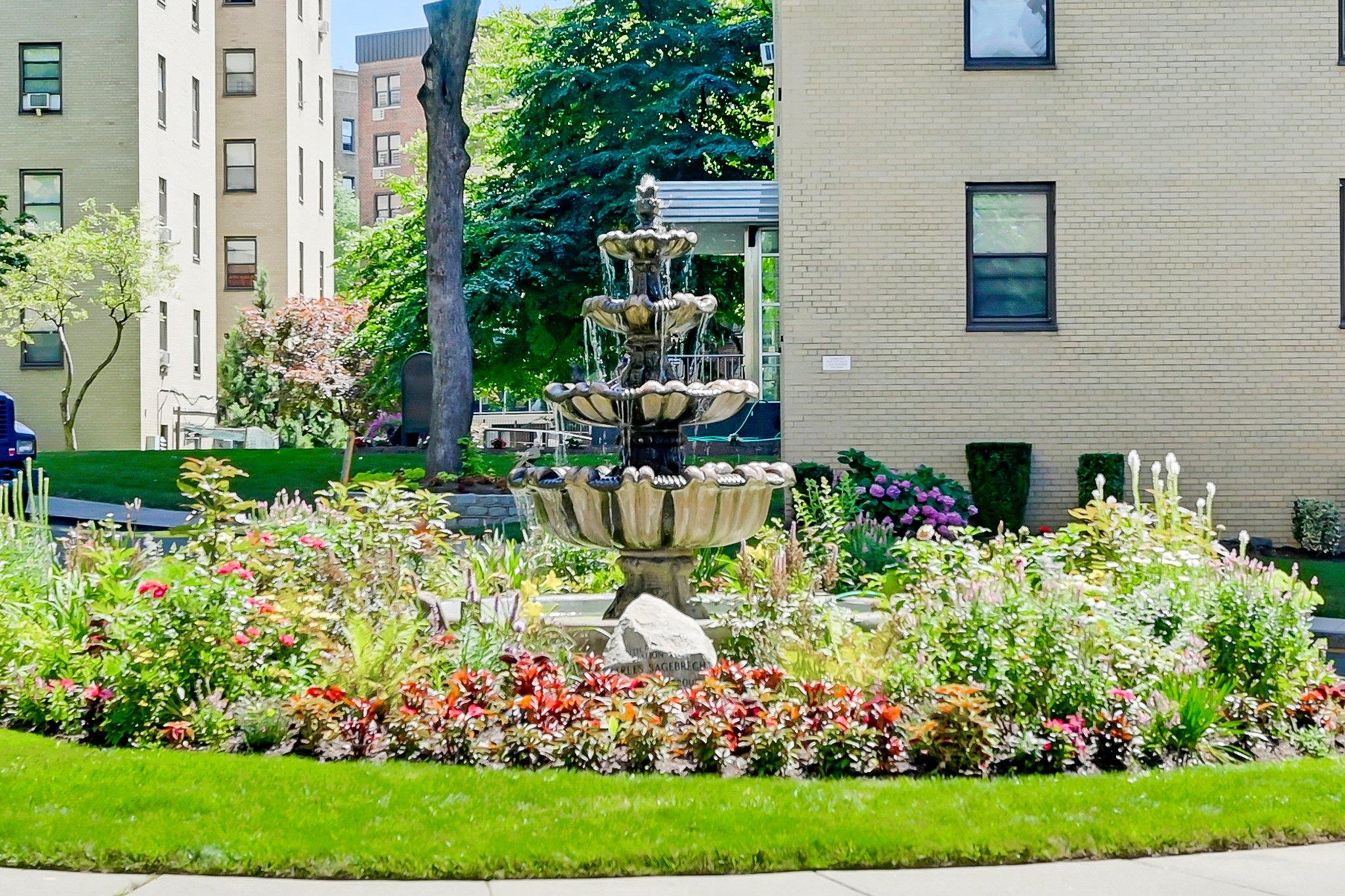 9 Fordham Hill Oval # 3C, Bronx, NY 10468