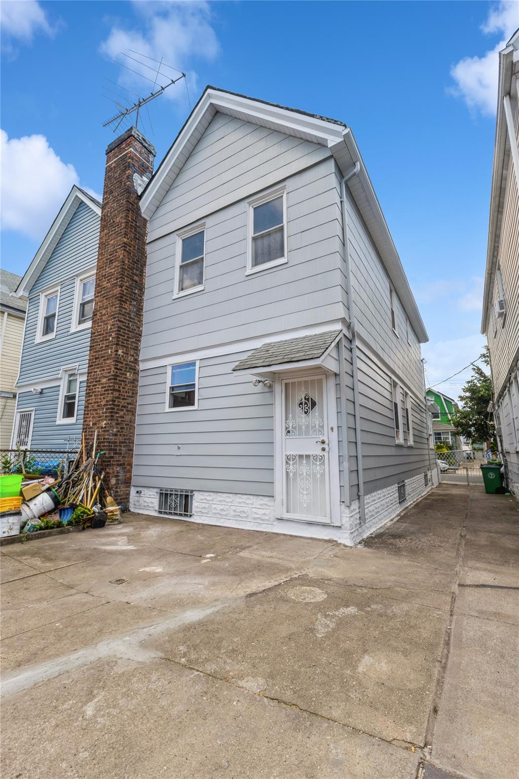 604 E 38th Street, Brooklyn, NY 11203