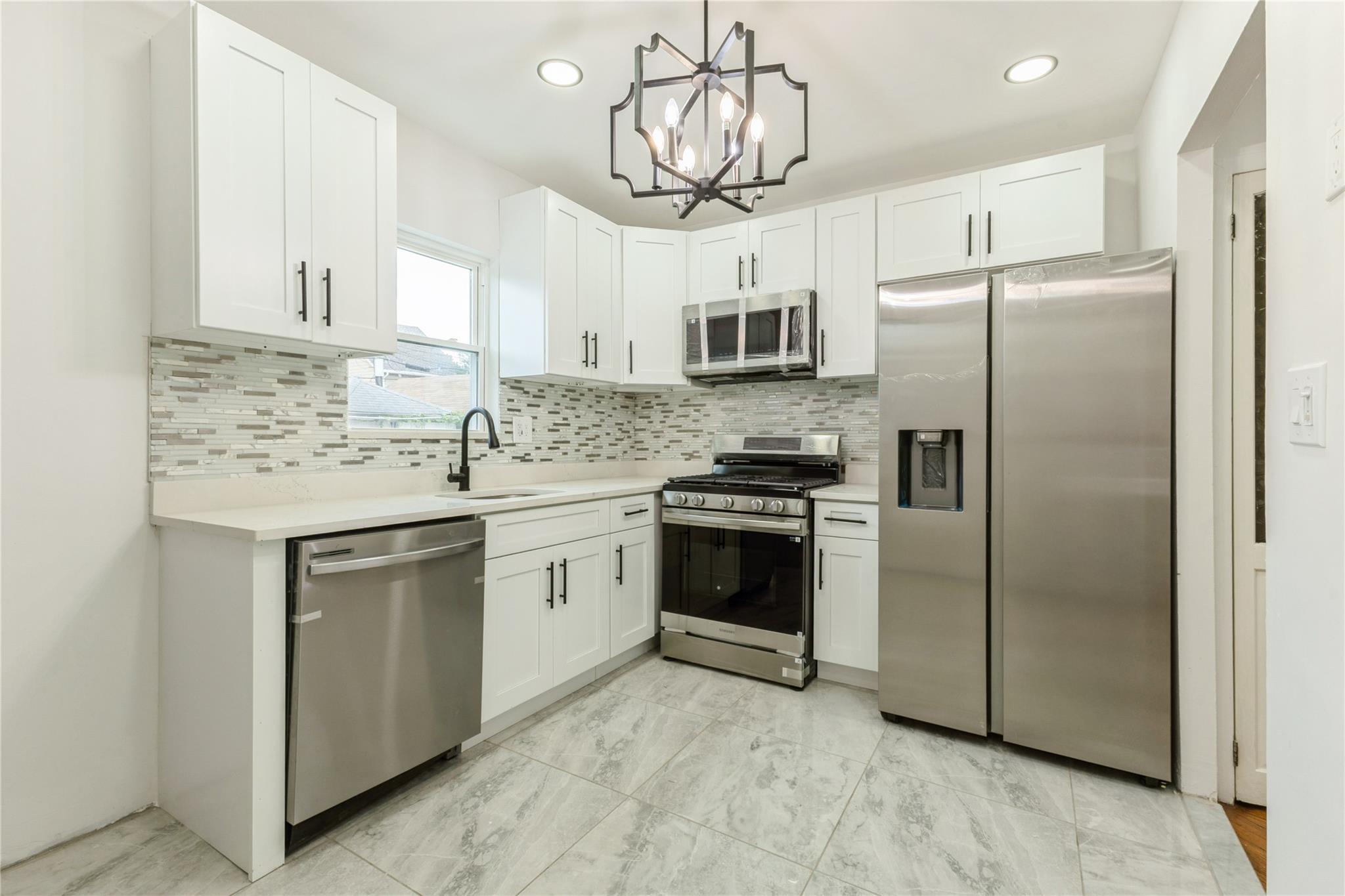 604 E 38th Street, Brooklyn, NY 11203