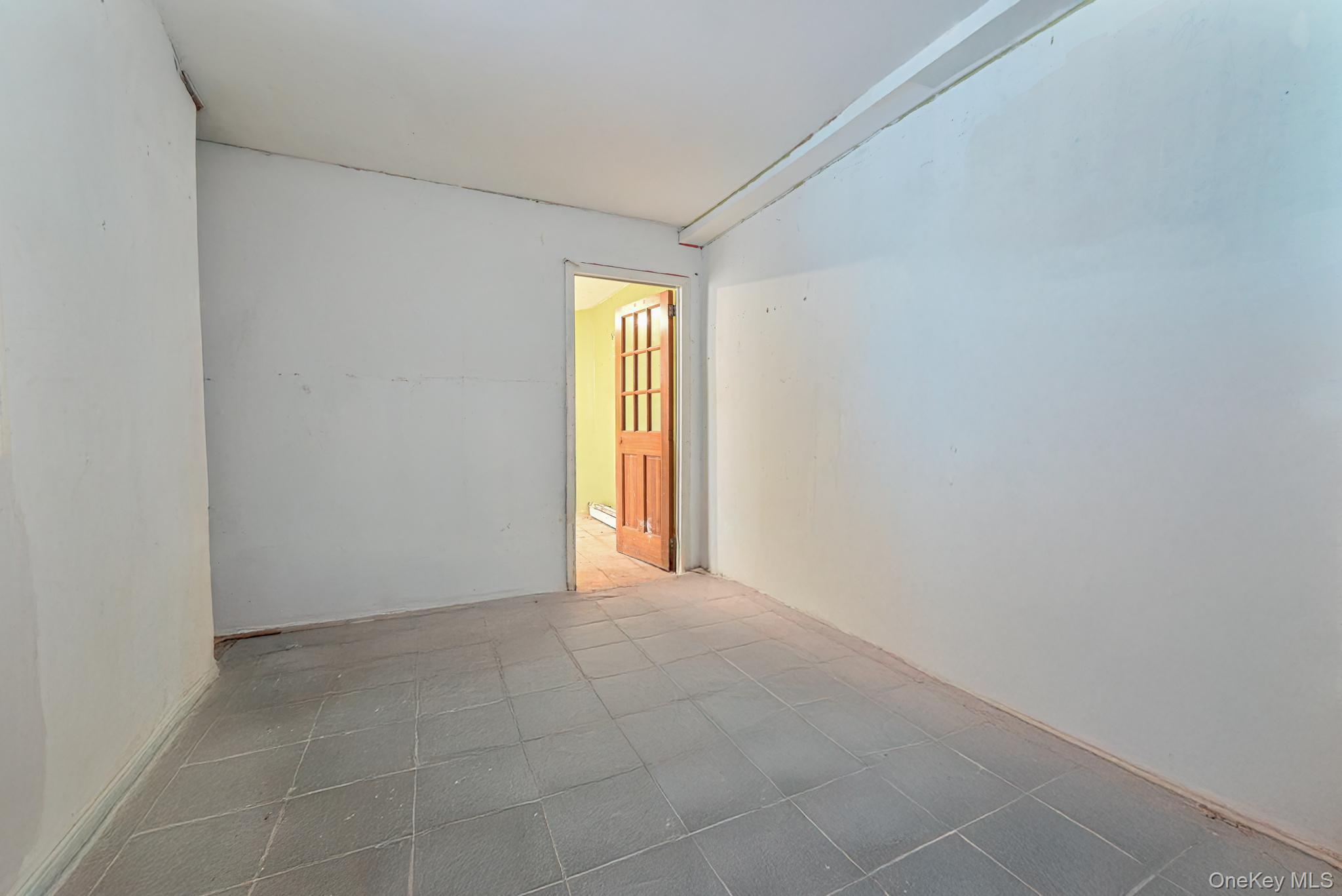 1216 30th Drive, Astoria, NY 11102