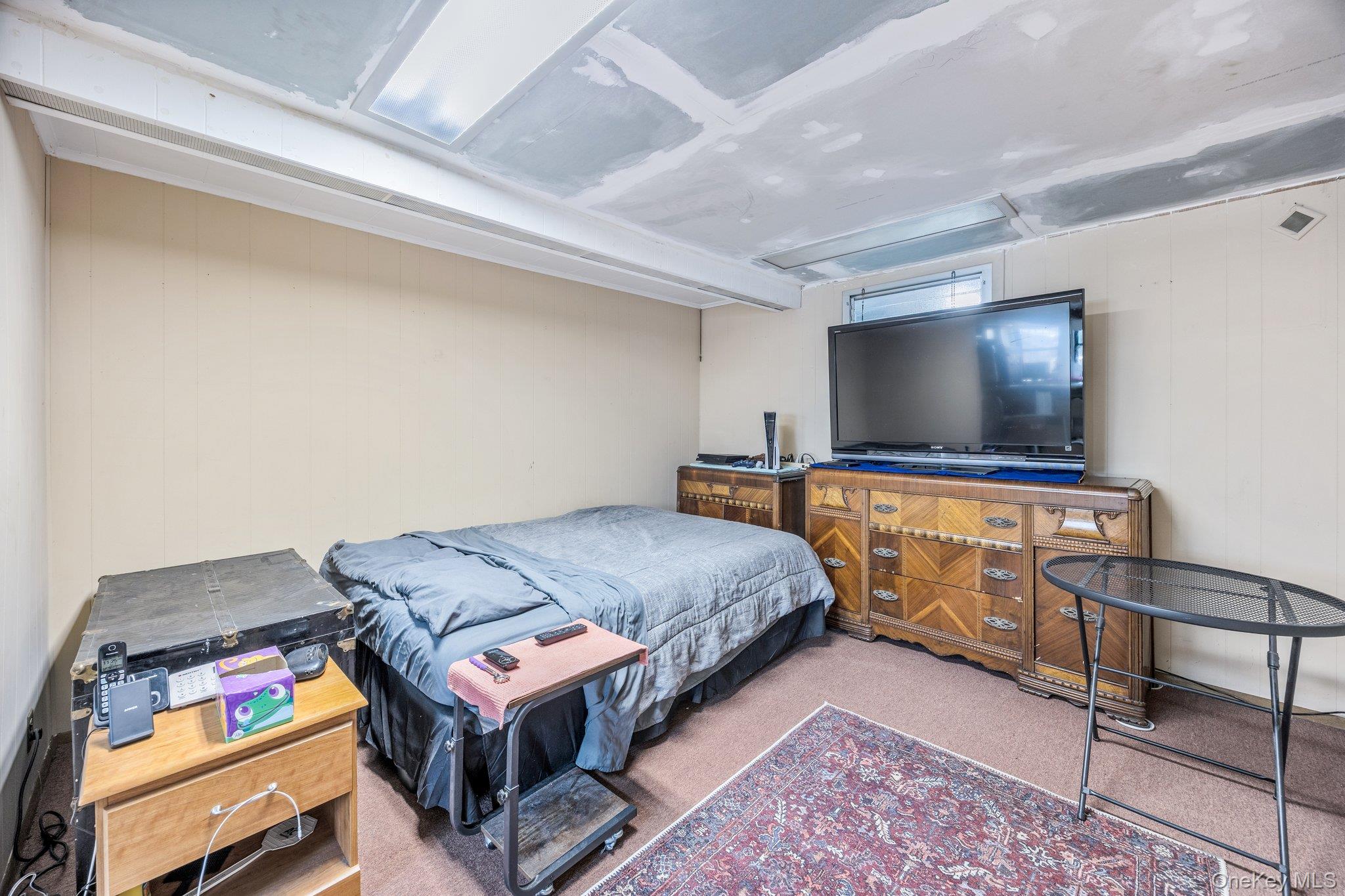 6161 62nd Avenue, Middle Village, NY 11379