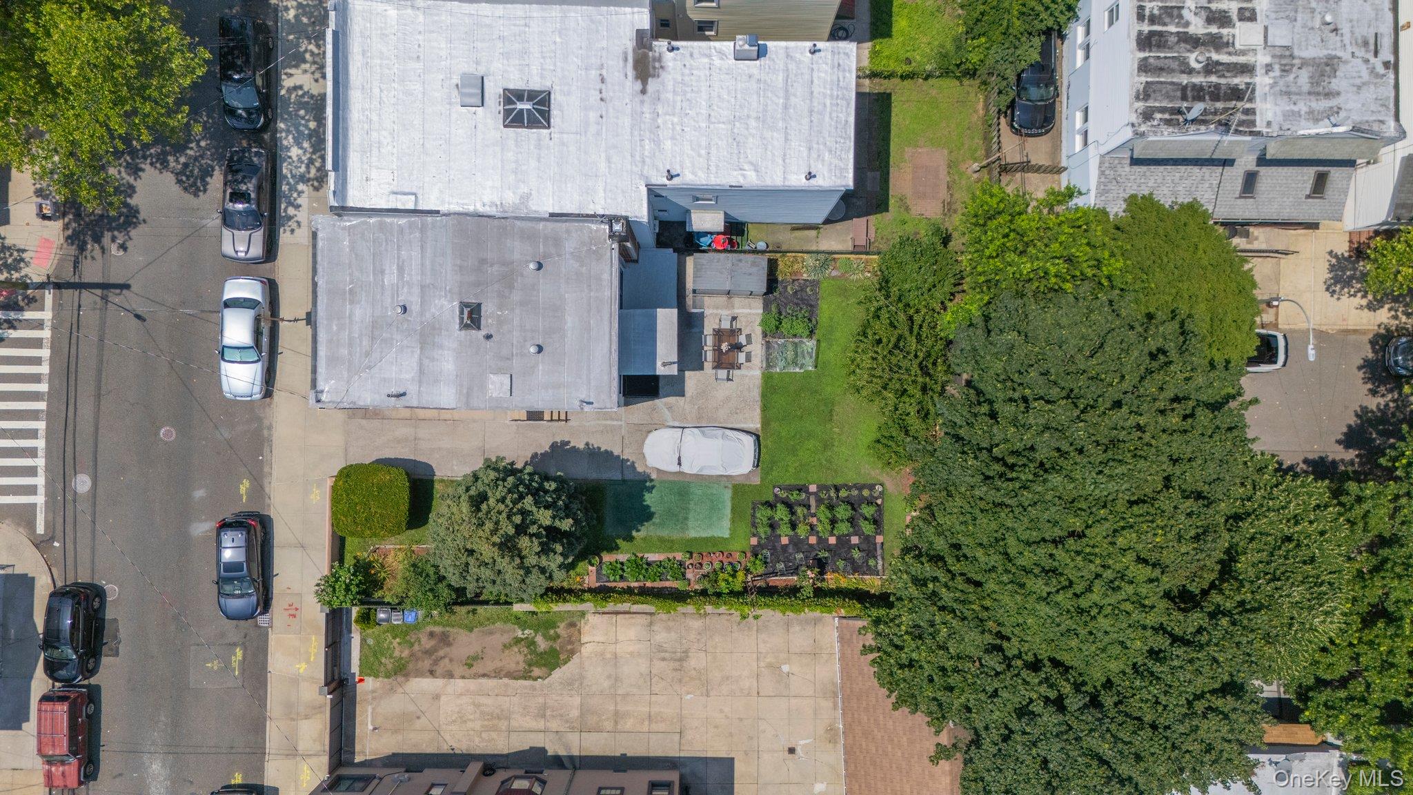 6161 62nd Avenue, Middle Village, NY 11379