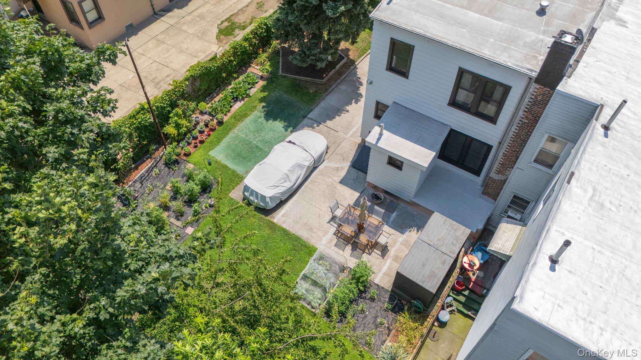 6161 62nd Avenue, Middle Village, NY 11379