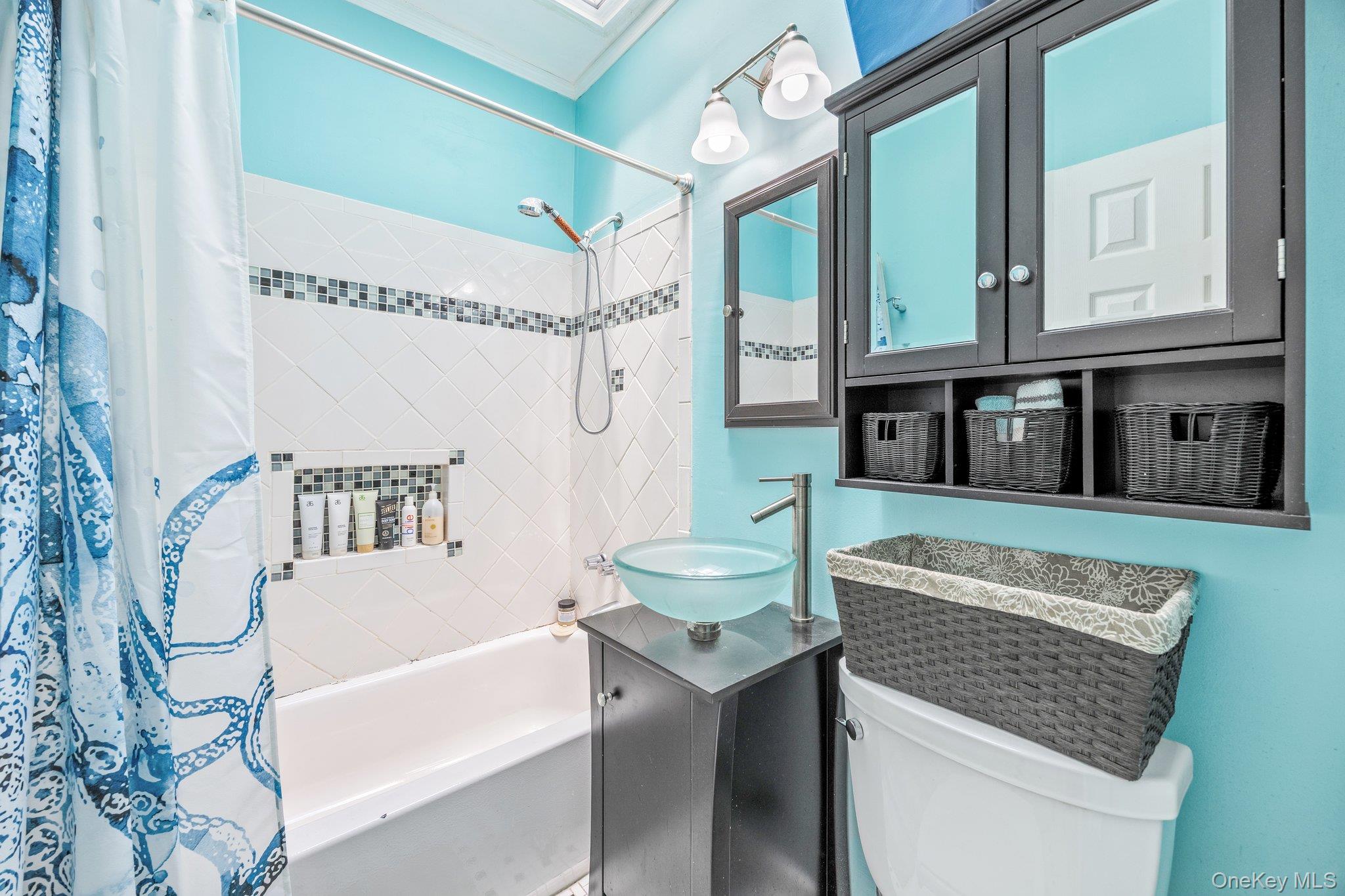 6161 62nd Avenue, Middle Village, NY 11379