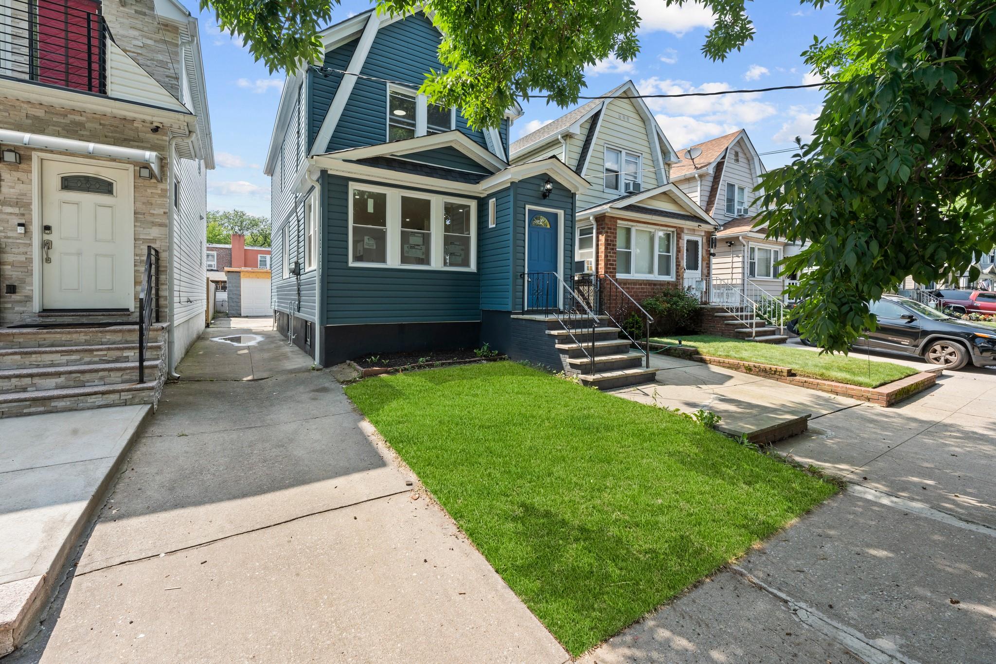 13336 114th Place, South Ozone Park, NY 11420