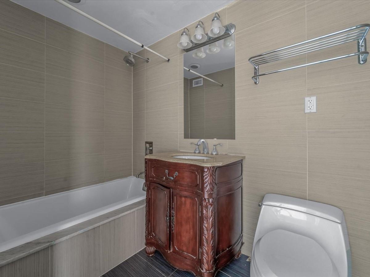 13338 Sanford Avenue # 11C, Flushing, NY 11355