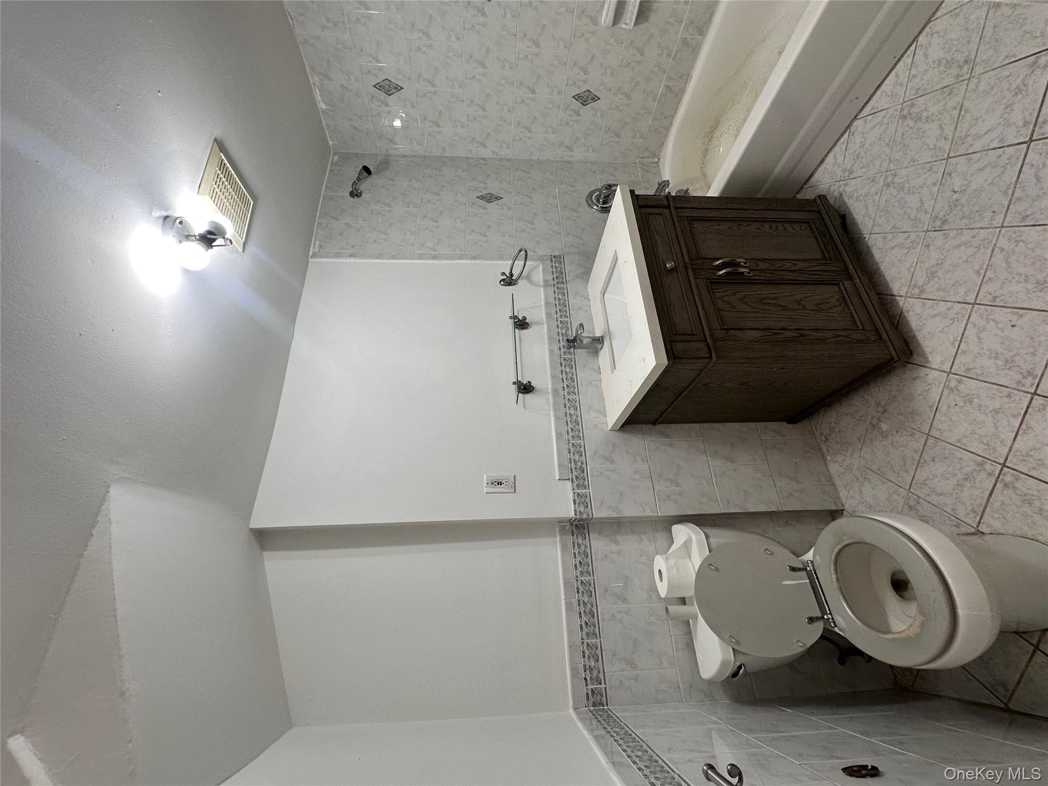 31 ROGER Street, Tuckahoe, NY 10707