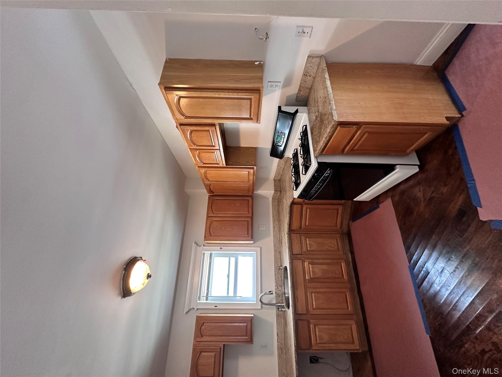 31 ROGER Street, Tuckahoe, NY 10707