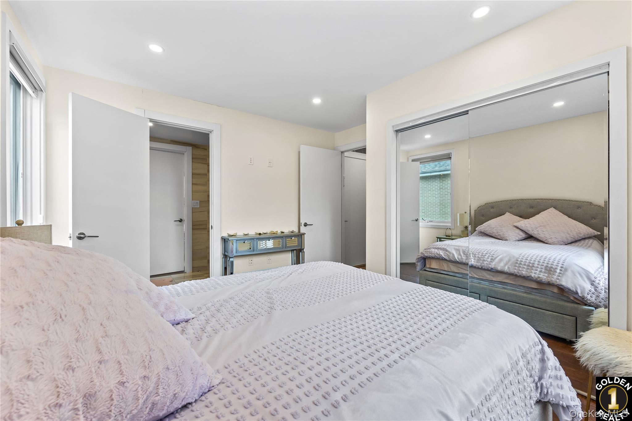 115-18 Mayfair Road, Kew Gardens, NY 11418