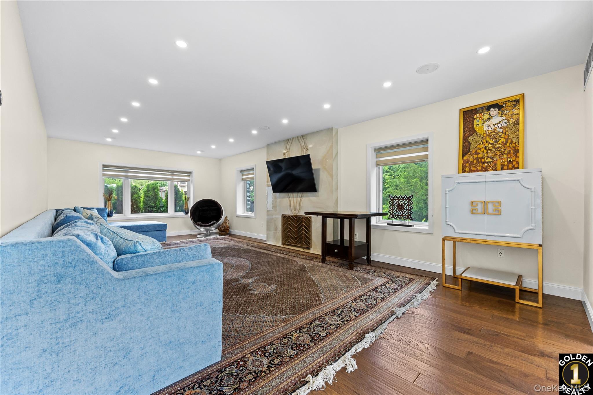 115-18 Mayfair Road, Kew Gardens, NY 11418