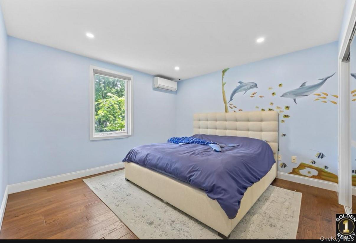 115-18 Mayfair Road, Kew Gardens, NY 11418