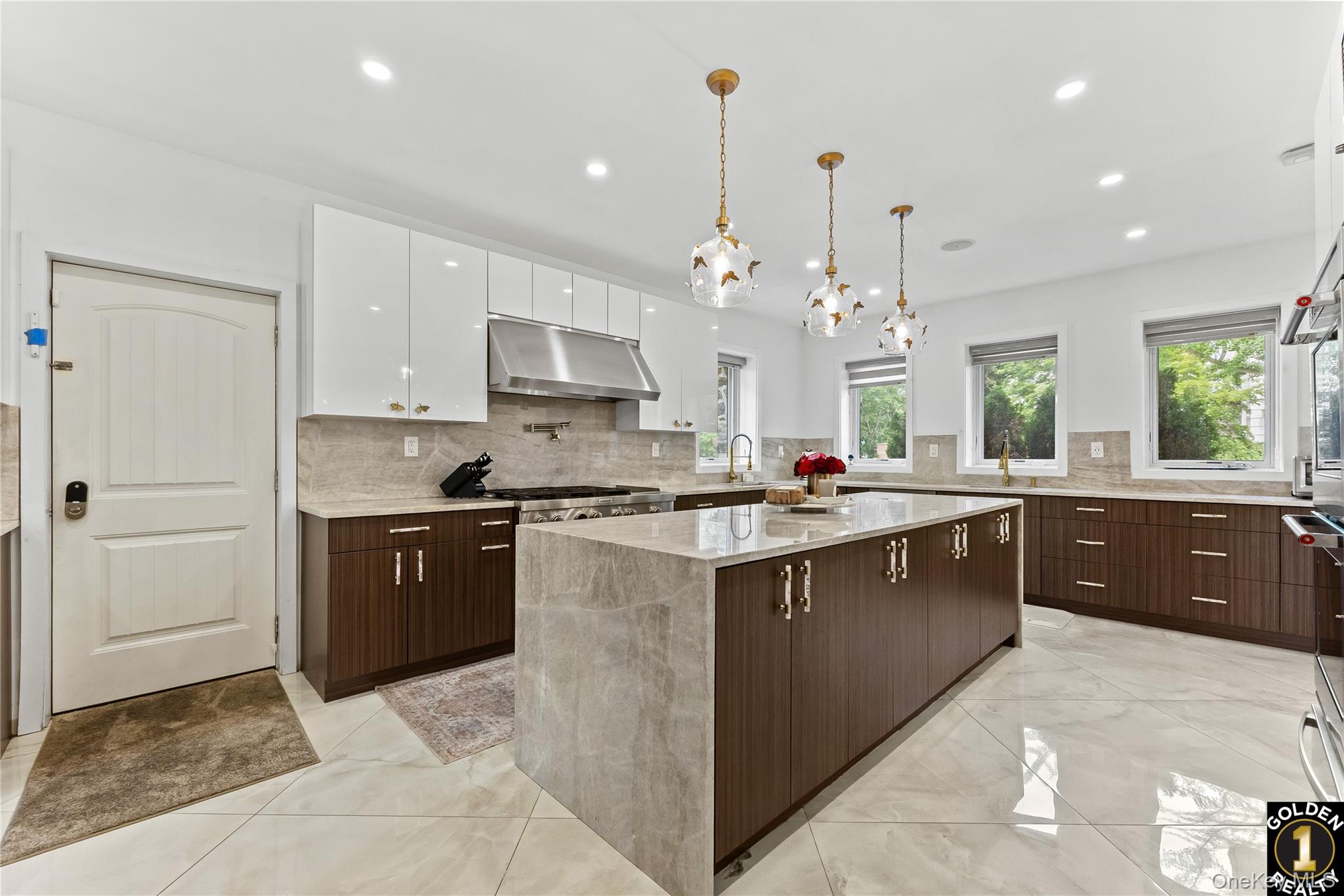 115-18 Mayfair Road, Kew Gardens, NY 11418