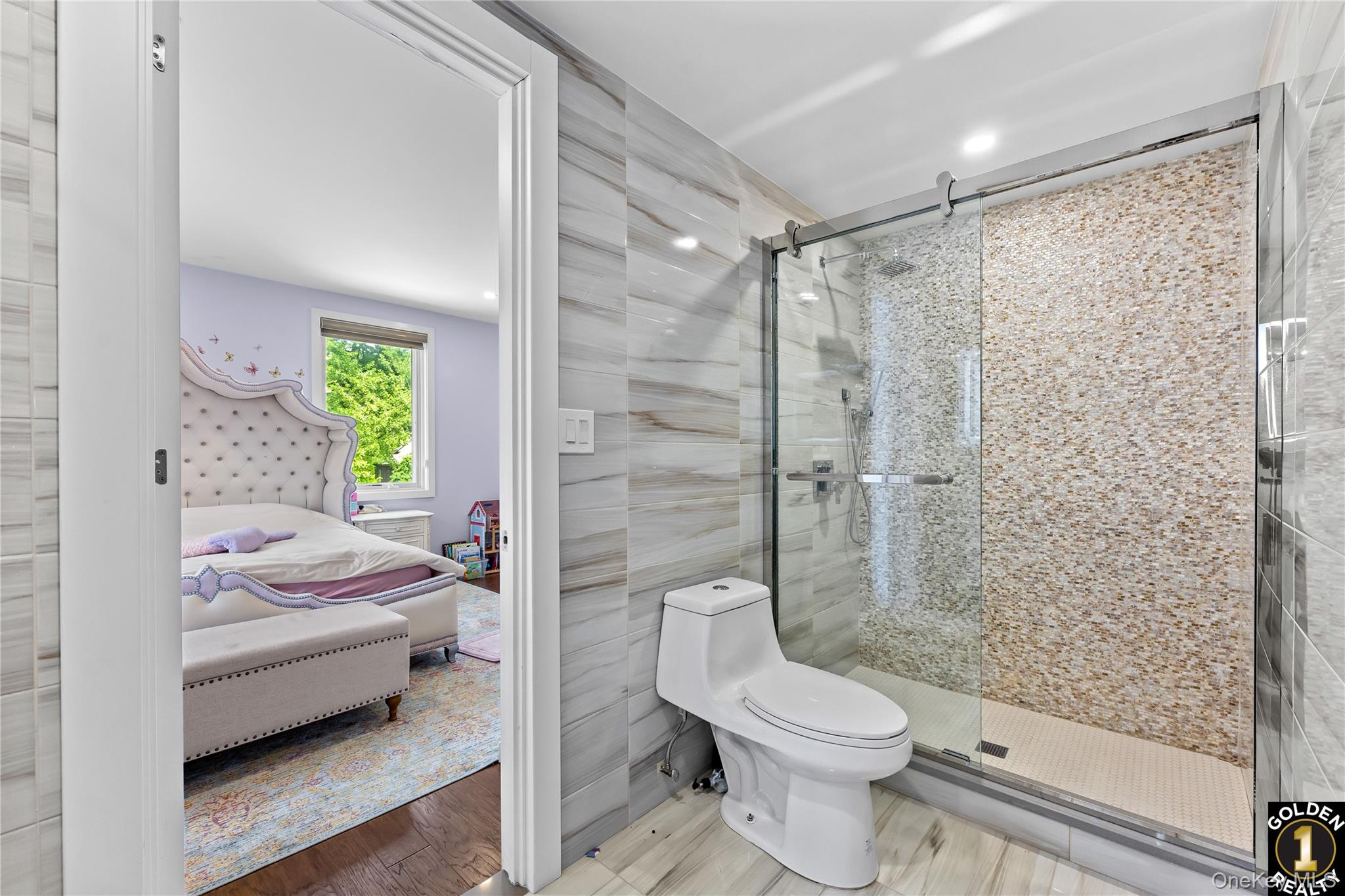 115-18 Mayfair Road, Kew Gardens, NY 11418