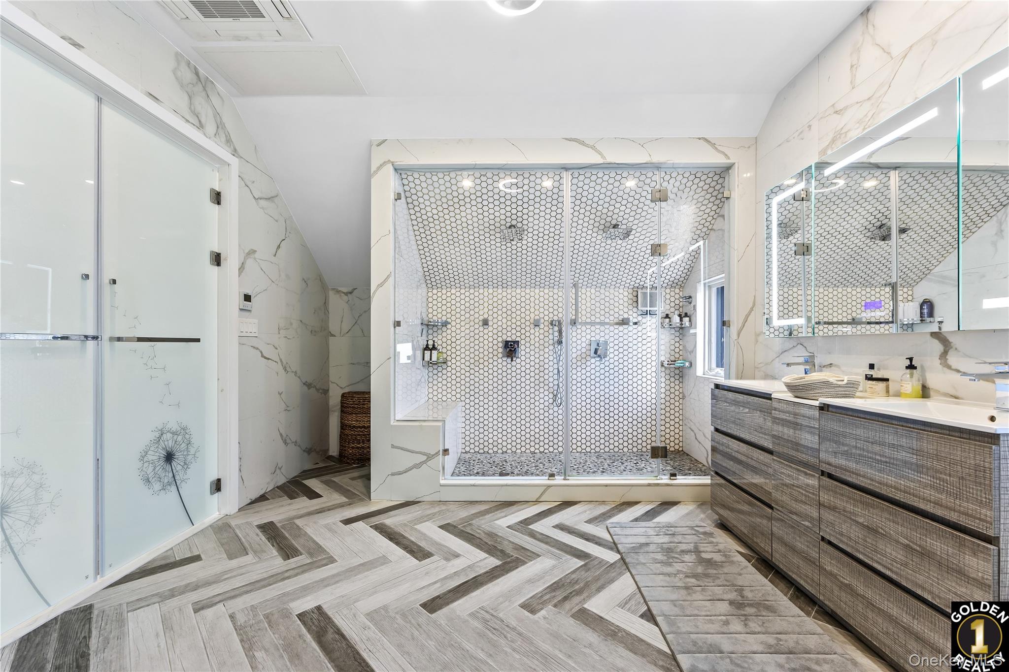 115-18 Mayfair Road, Kew Gardens, NY 11418