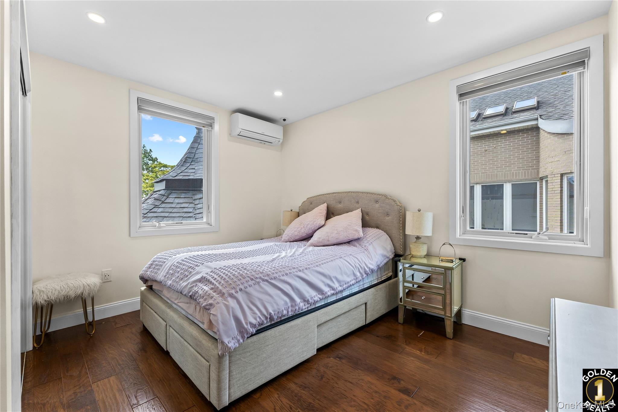 115-18 Mayfair Road, Kew Gardens, NY 11418