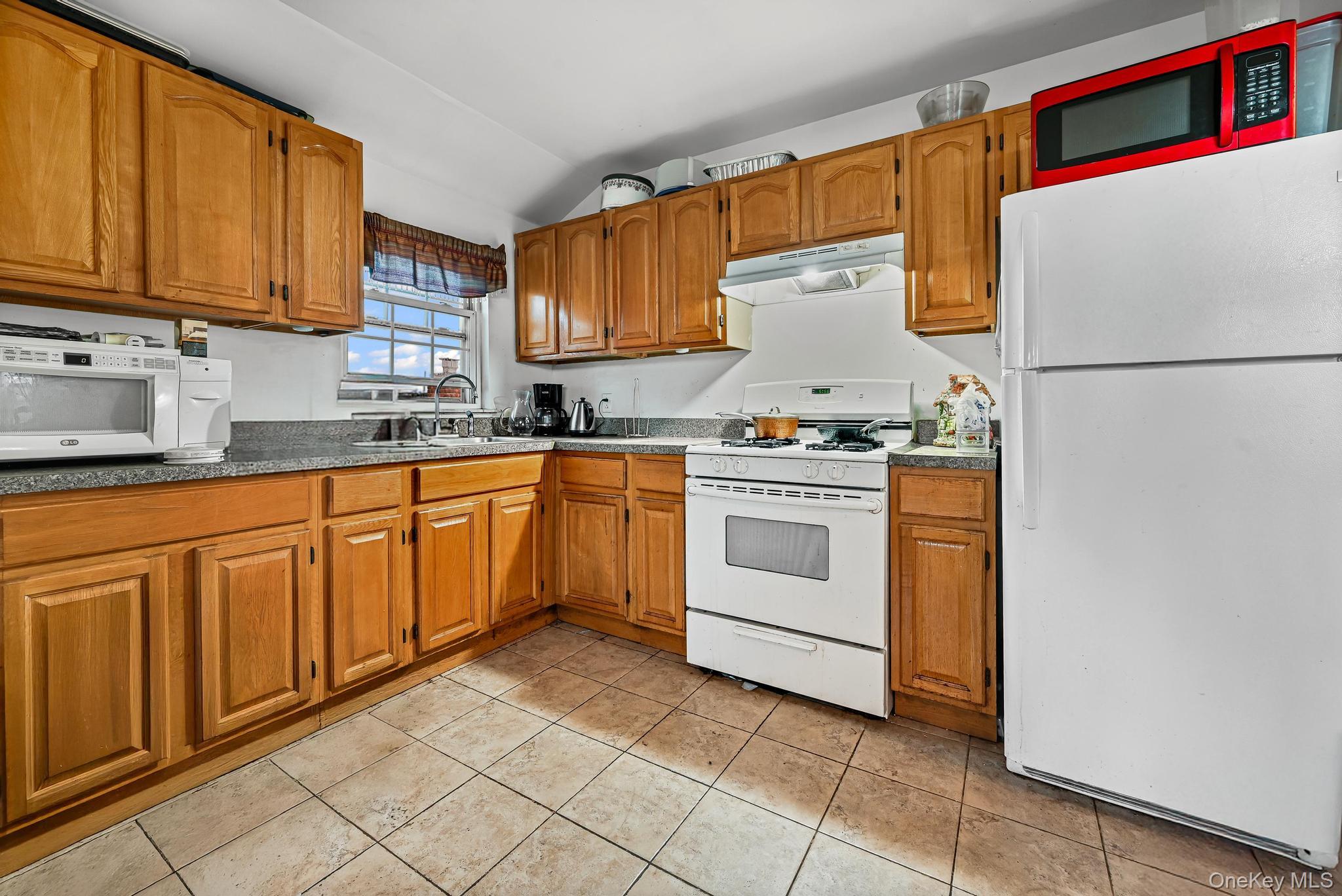 225-15 147 Avenue, Rosedale, NY 11413