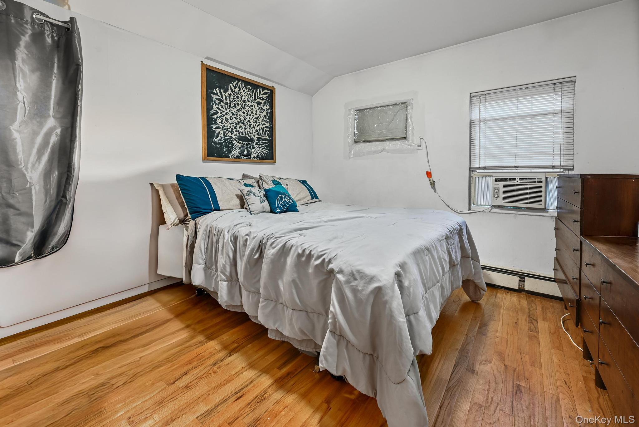 225-15 147 Avenue, Rosedale, NY 11413