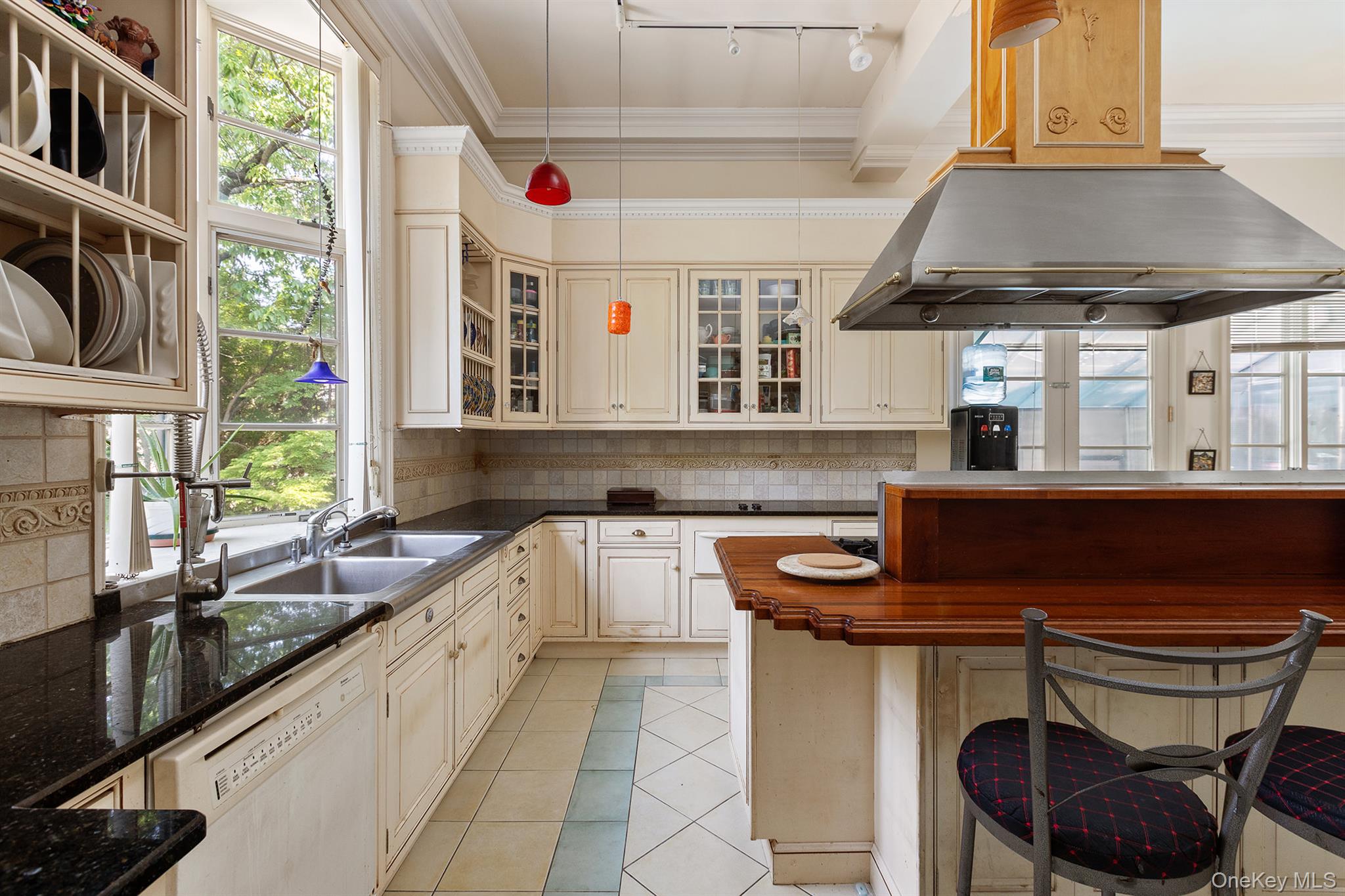 5440 Independence Avenue, Bronx, NY 10471