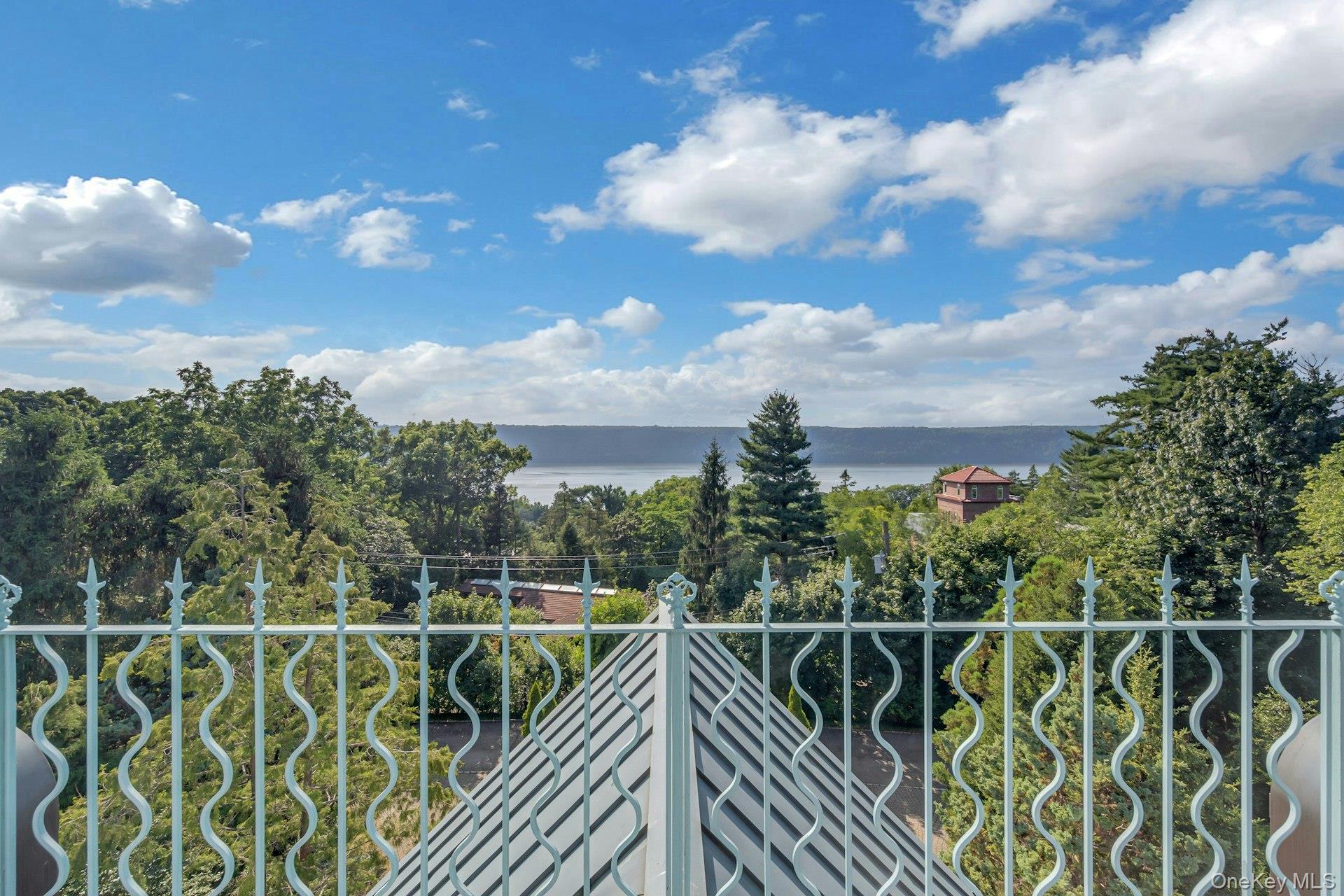 5440 Independence Avenue, Bronx, NY 10471