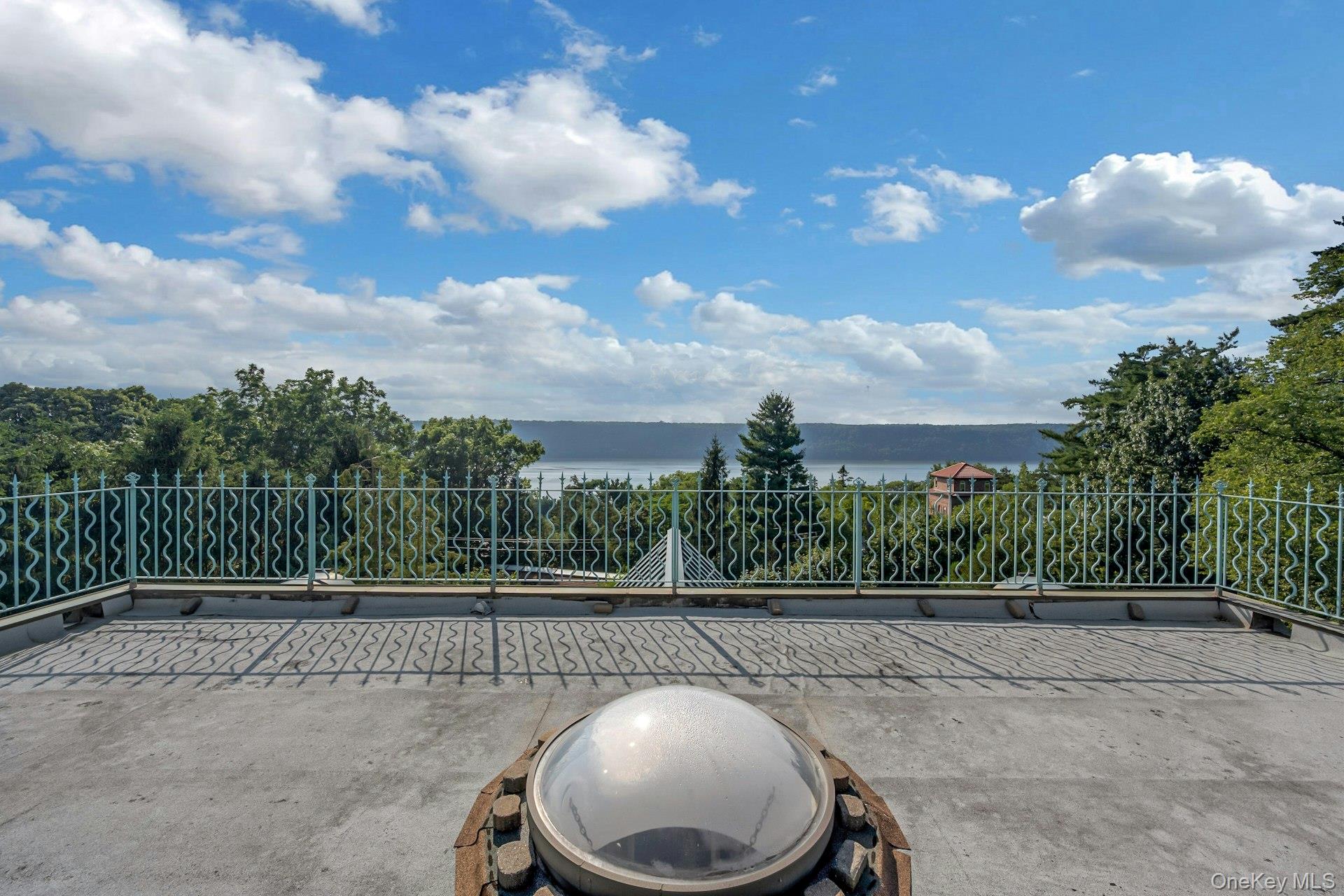 5440 Independence Avenue, Bronx, NY 10471