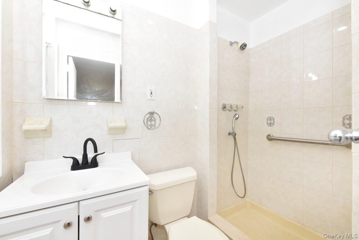 3287 Milburn Avenue, Baldwin, NY 11510